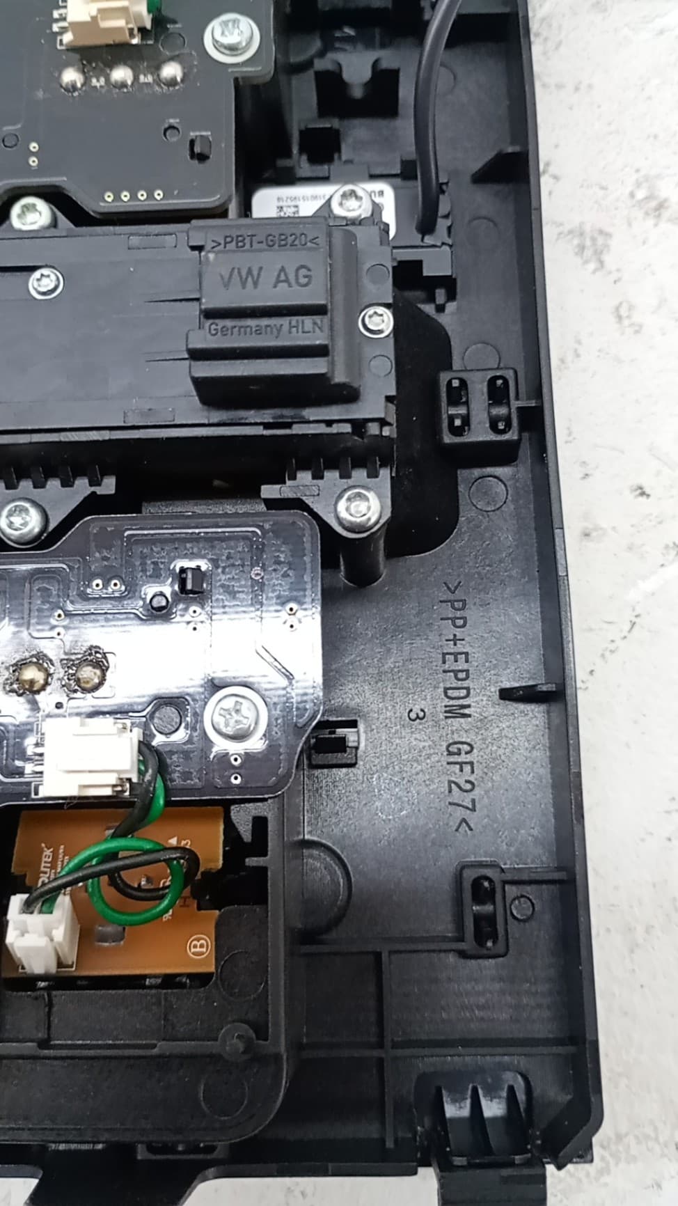 Luz interior VOLKSWAGEN TIGUAN (AX1) 2