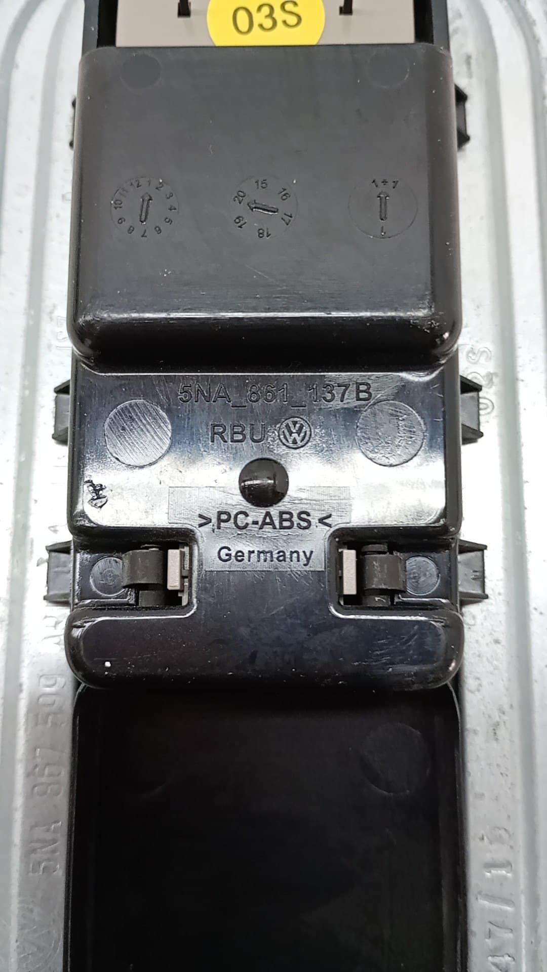 Luz interior VOLKSWAGEN TIGUAN (AX1) 2