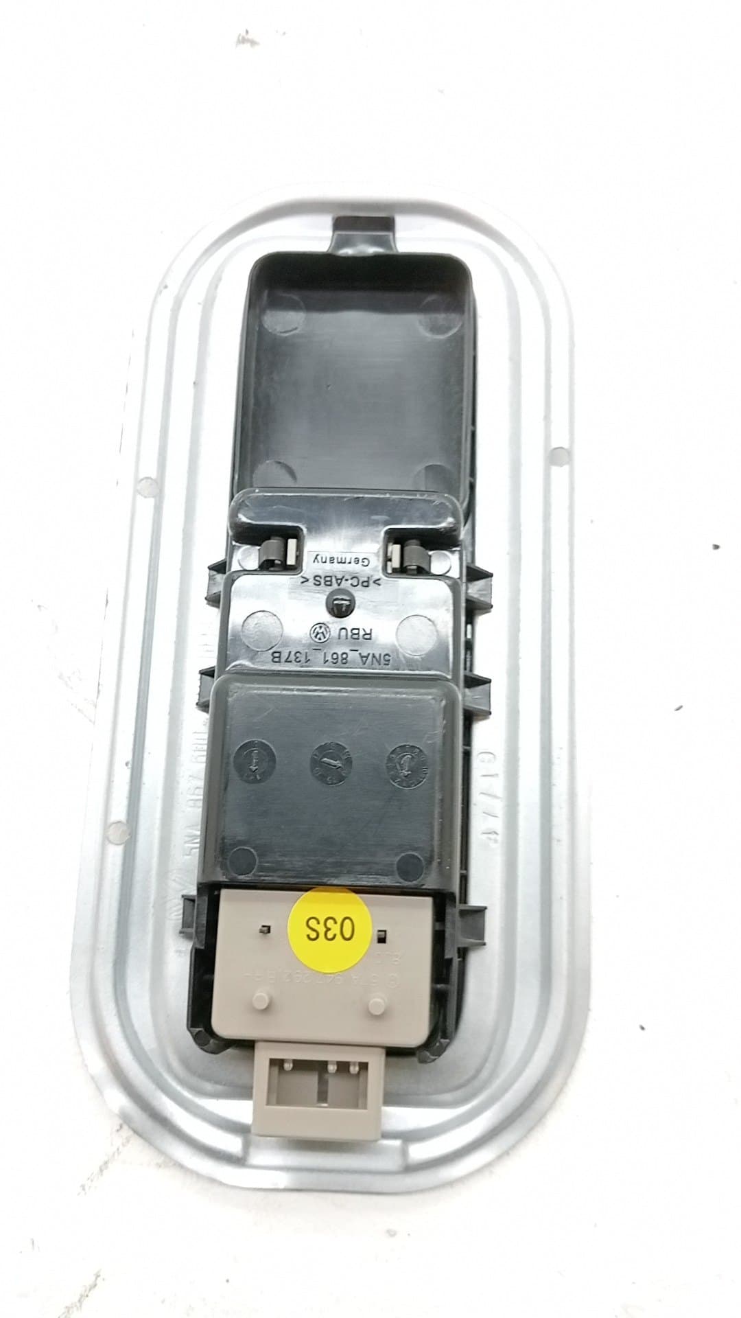 Luz interior VOLKSWAGEN TIGUAN (AX1) 3