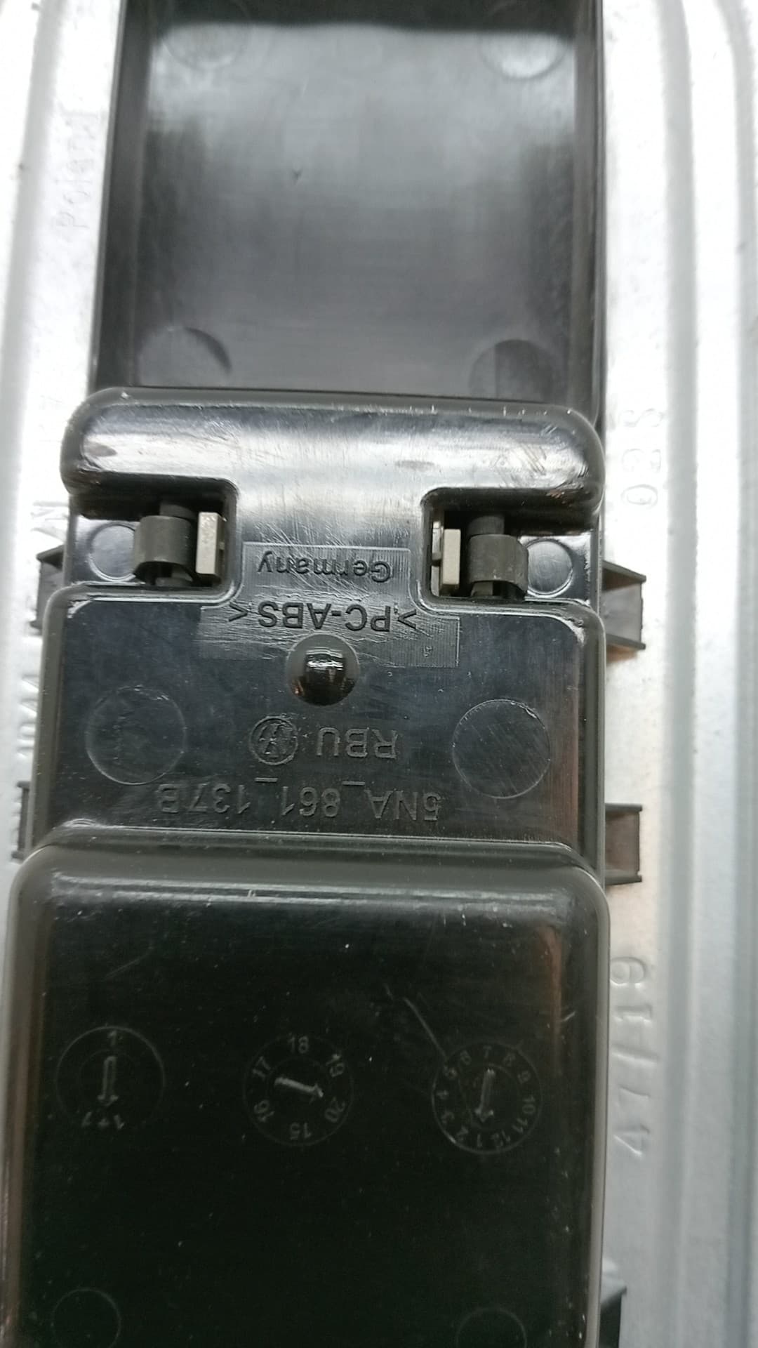Luz interior VOLKSWAGEN TIGUAN (AX1) 2