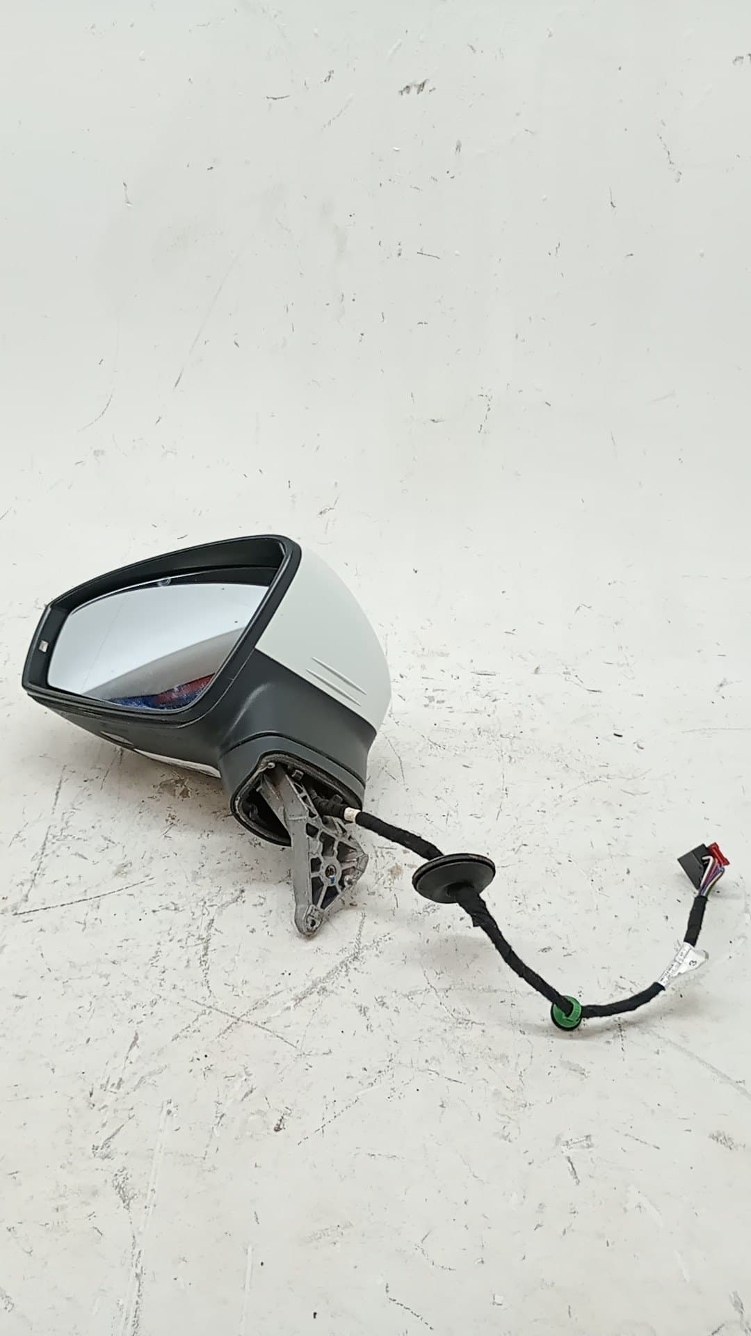 Retrovisor izquierdo VOLKSWAGEN TIGUAN (AX1)