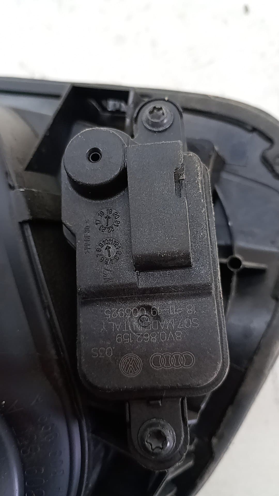 Tapa exterior combustible VOLKSWAGEN TIGUAN (AX1) 3