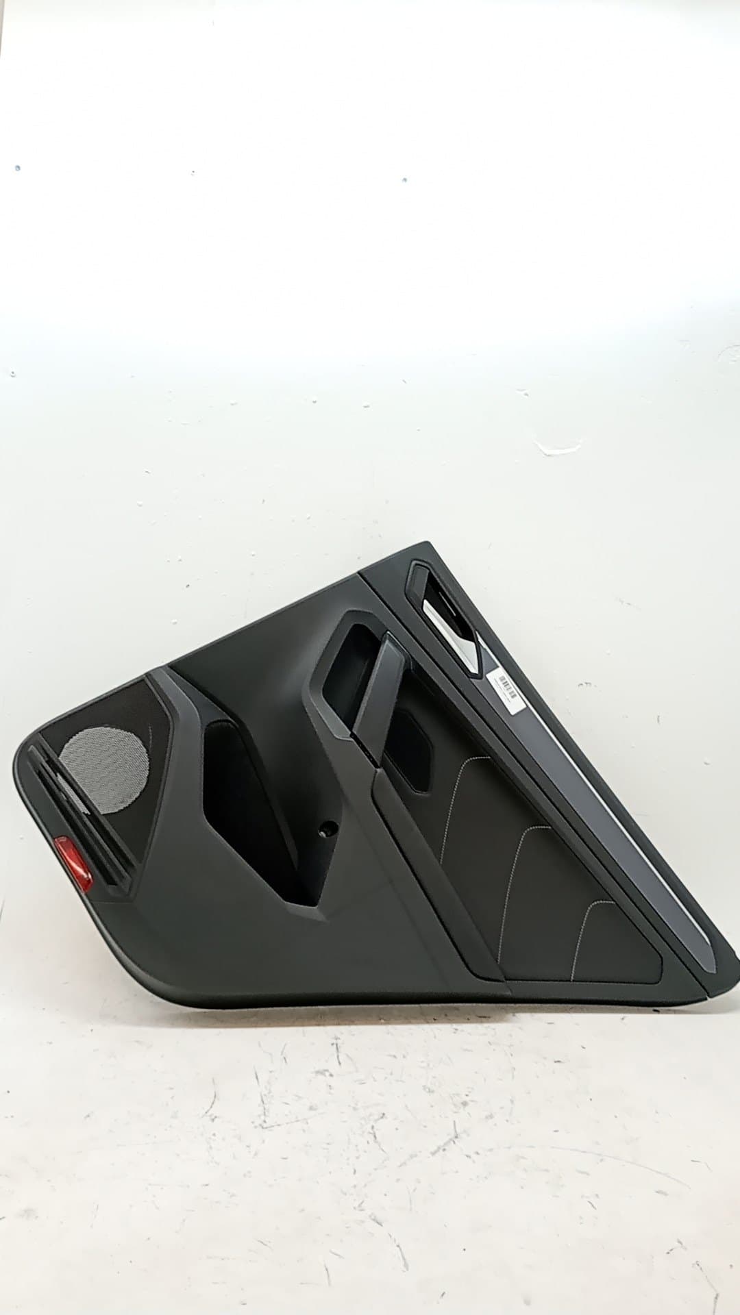 Guarnecido puerta trasera derecha VOLKSWAGEN TIGUAN (AX1)