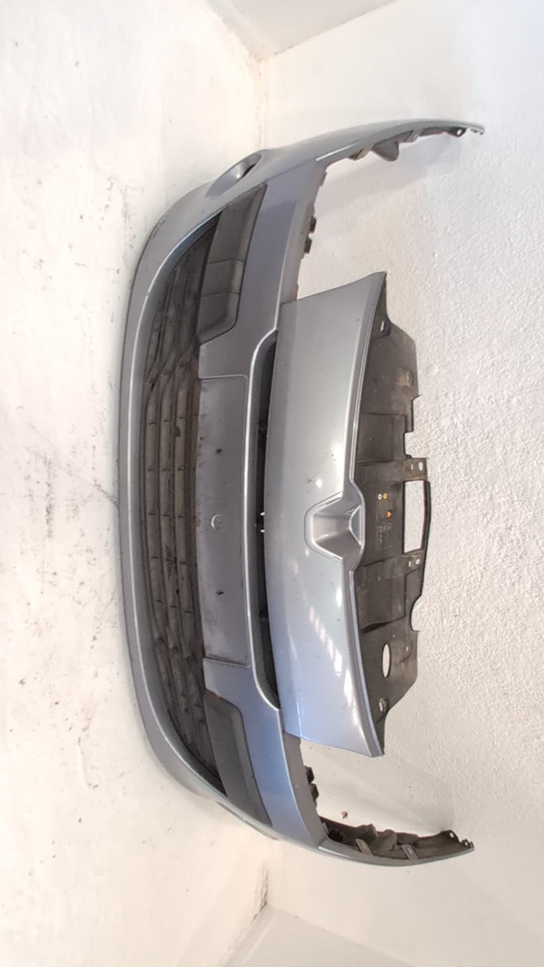 Paragolpes delantero RENAULT MEGANE III BERLINA 5 P