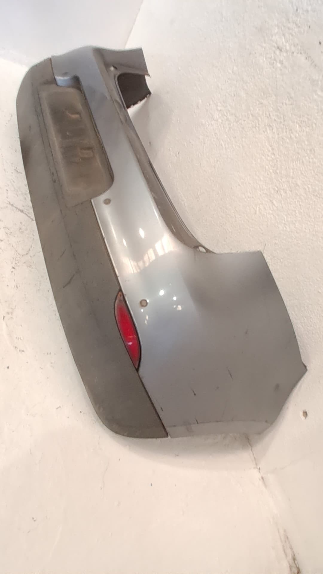 Paragolpes trasero RENAULT MEGANE III BERLINA 5 P 4