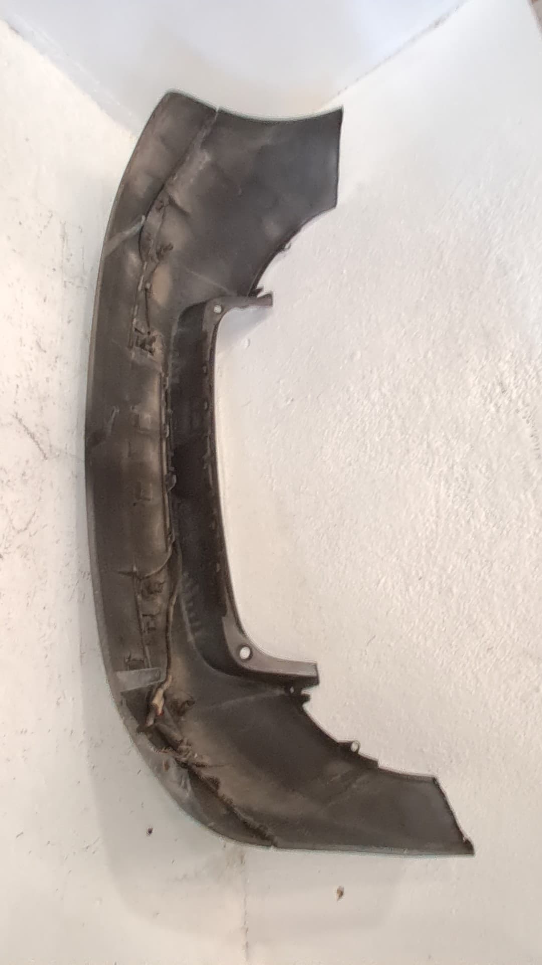 Paragolpes trasero RENAULT MEGANE III BERLINA 5 P 3