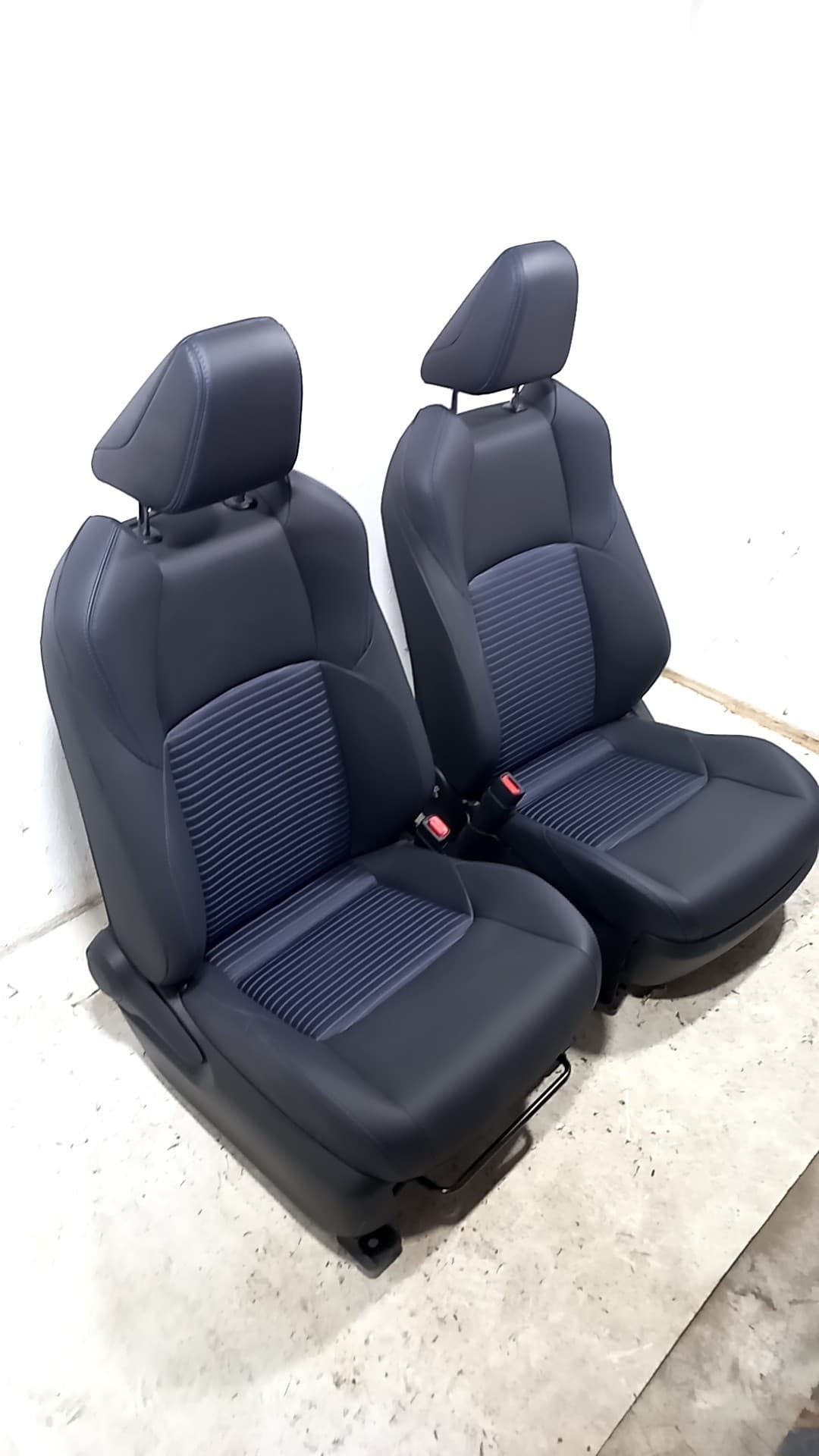 Recambio TOYOTA RAV ref. 7202042360
