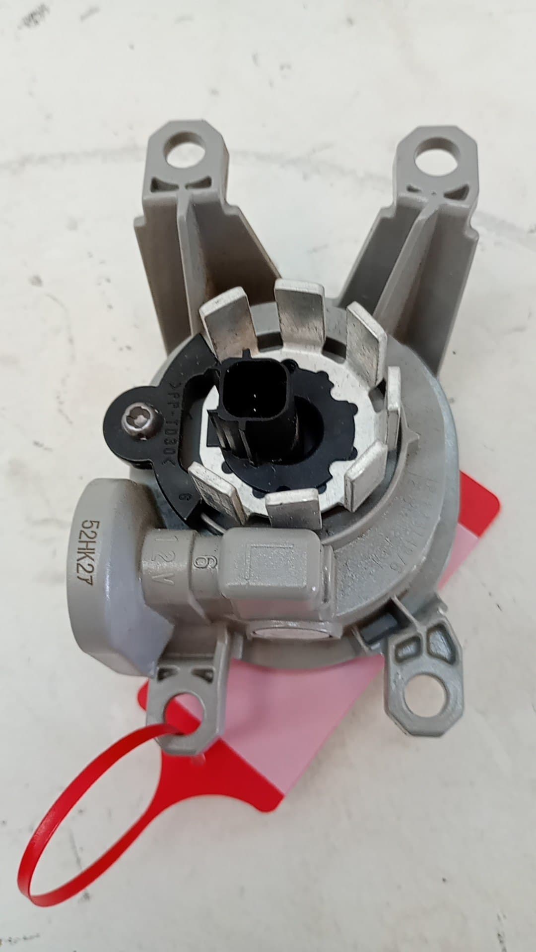 Faro antiniebla izquierdo TOYOTA RAV 2
