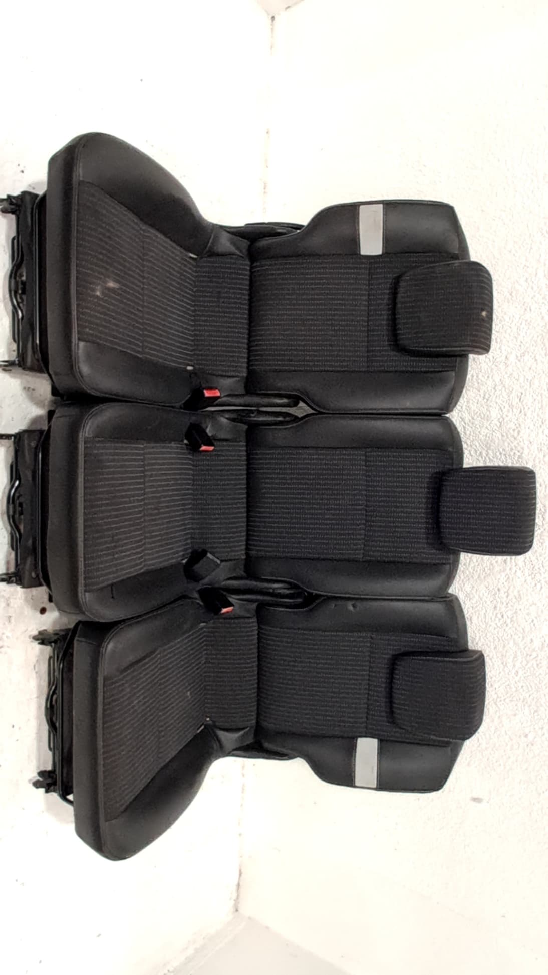 Cerradura asientos traseros RENAULT SCENIC III