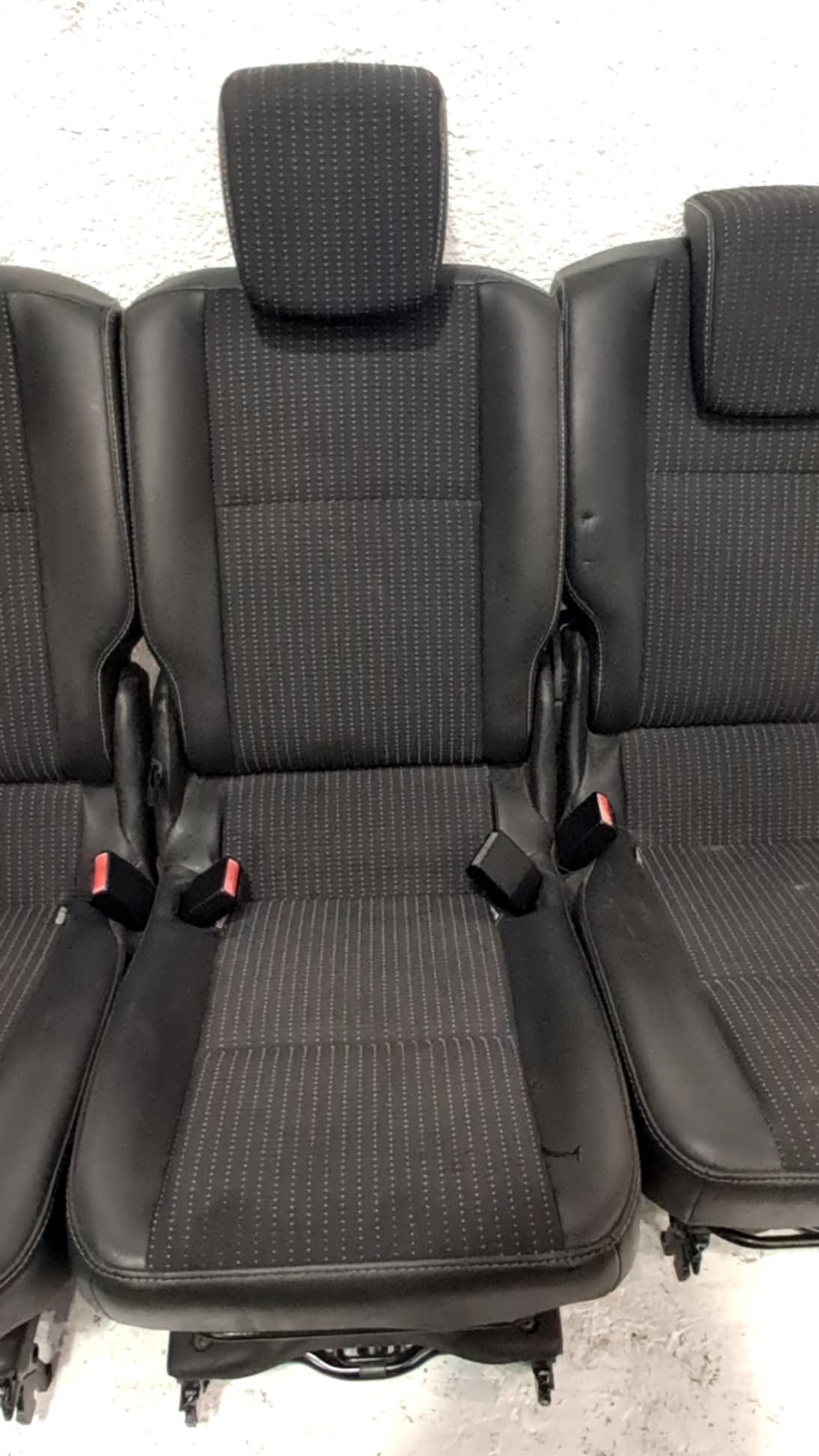 Cerradura asientos traseros RENAULT SCENIC III 3