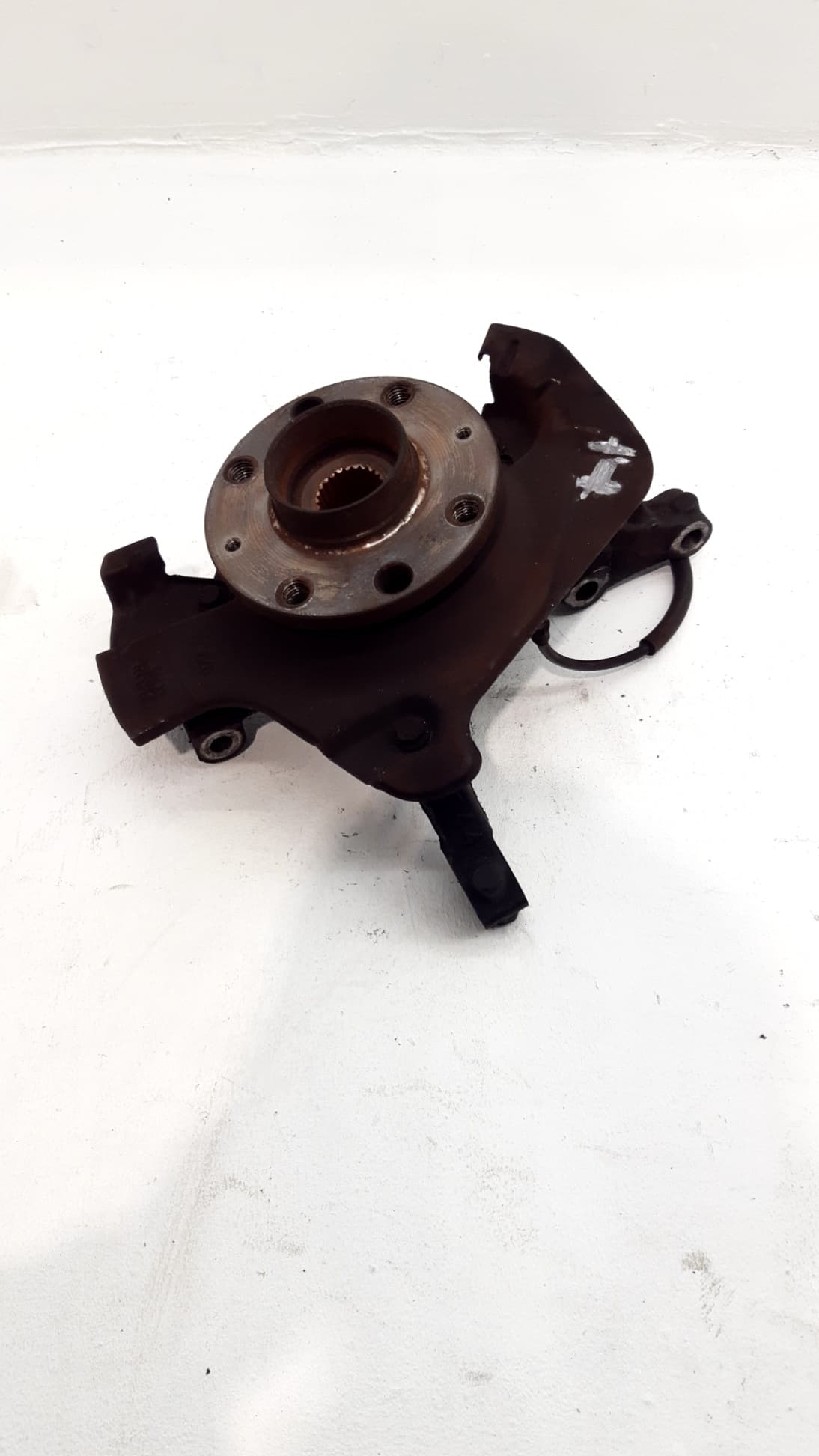 Mangueta delantera izquierda FIAT PUNTO