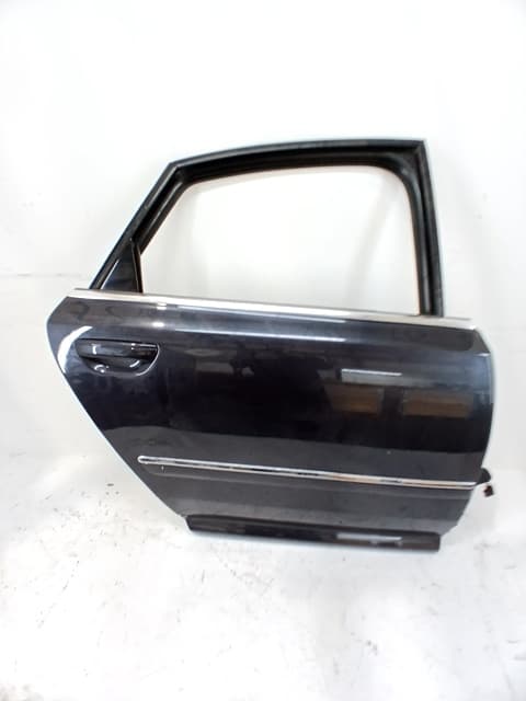 Puerta trasera derecha AUDI A8 (4E2)