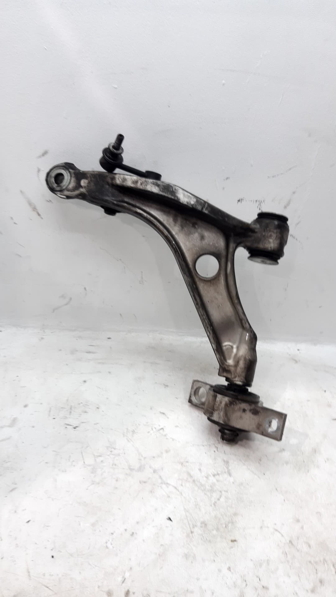 Brazo suspension inferior delantero derecho LEXUS IS 300 (JCE10) 2