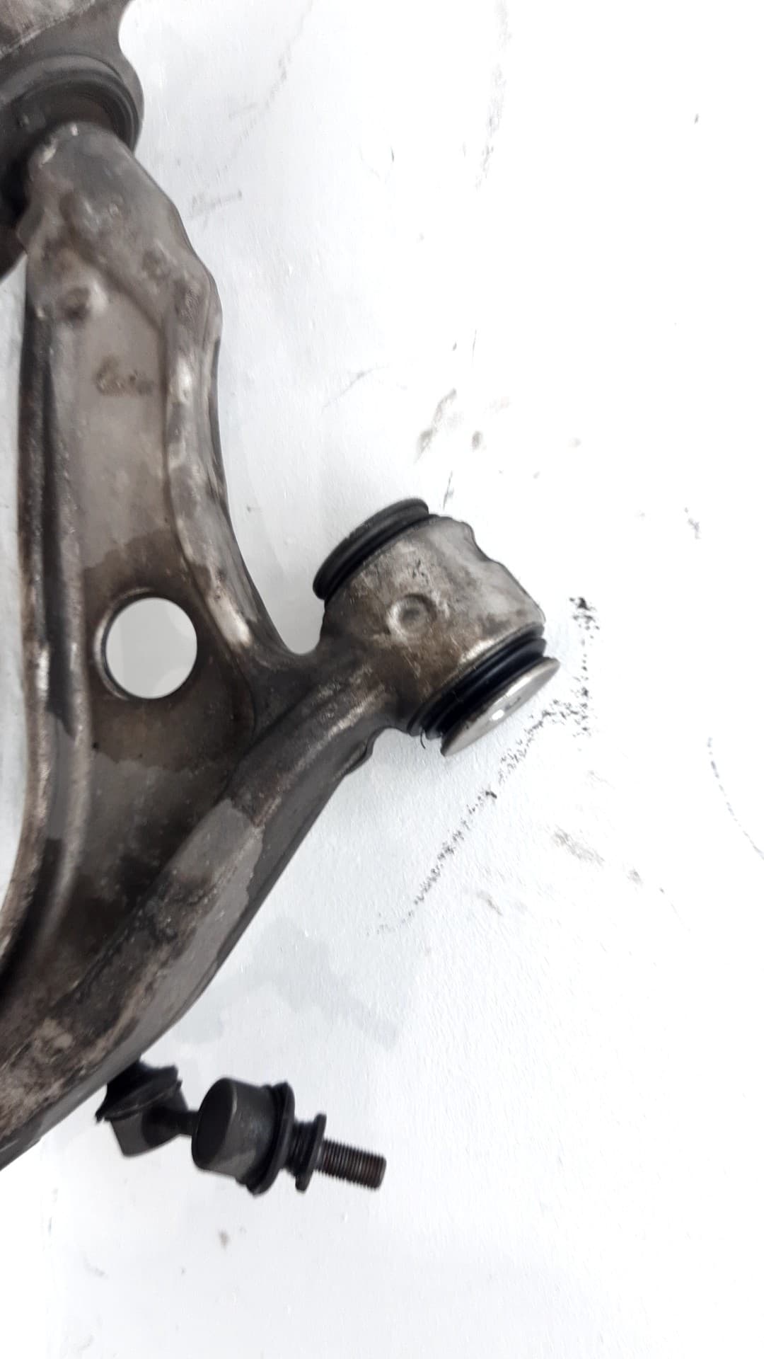 Brazo suspension inferior delantero izquierdo LEXUS IS 300 (JCE10) 4