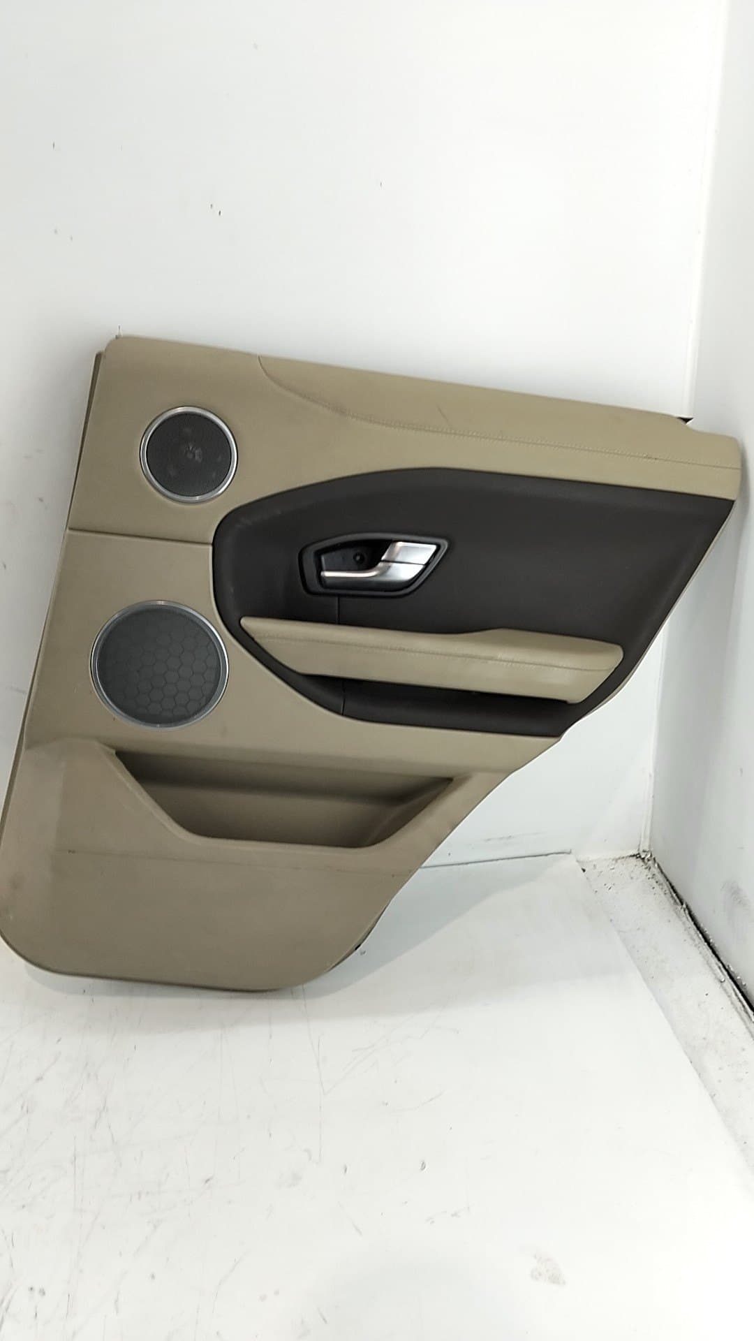 Guarnecido puerta trasera derecha LAND ROVER RANGE ROVER EVOQUE