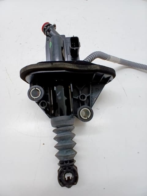 Bombin embrague RENAULT SCENIC IV