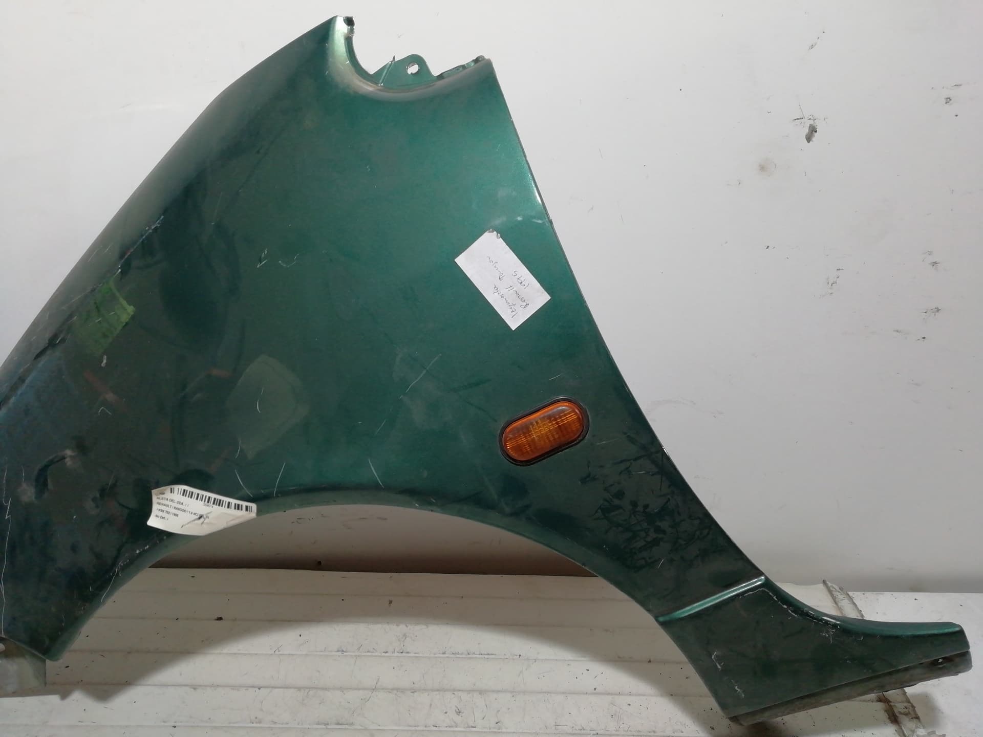 Aleta delantera izquierda FERRARI 360 (F131) 2