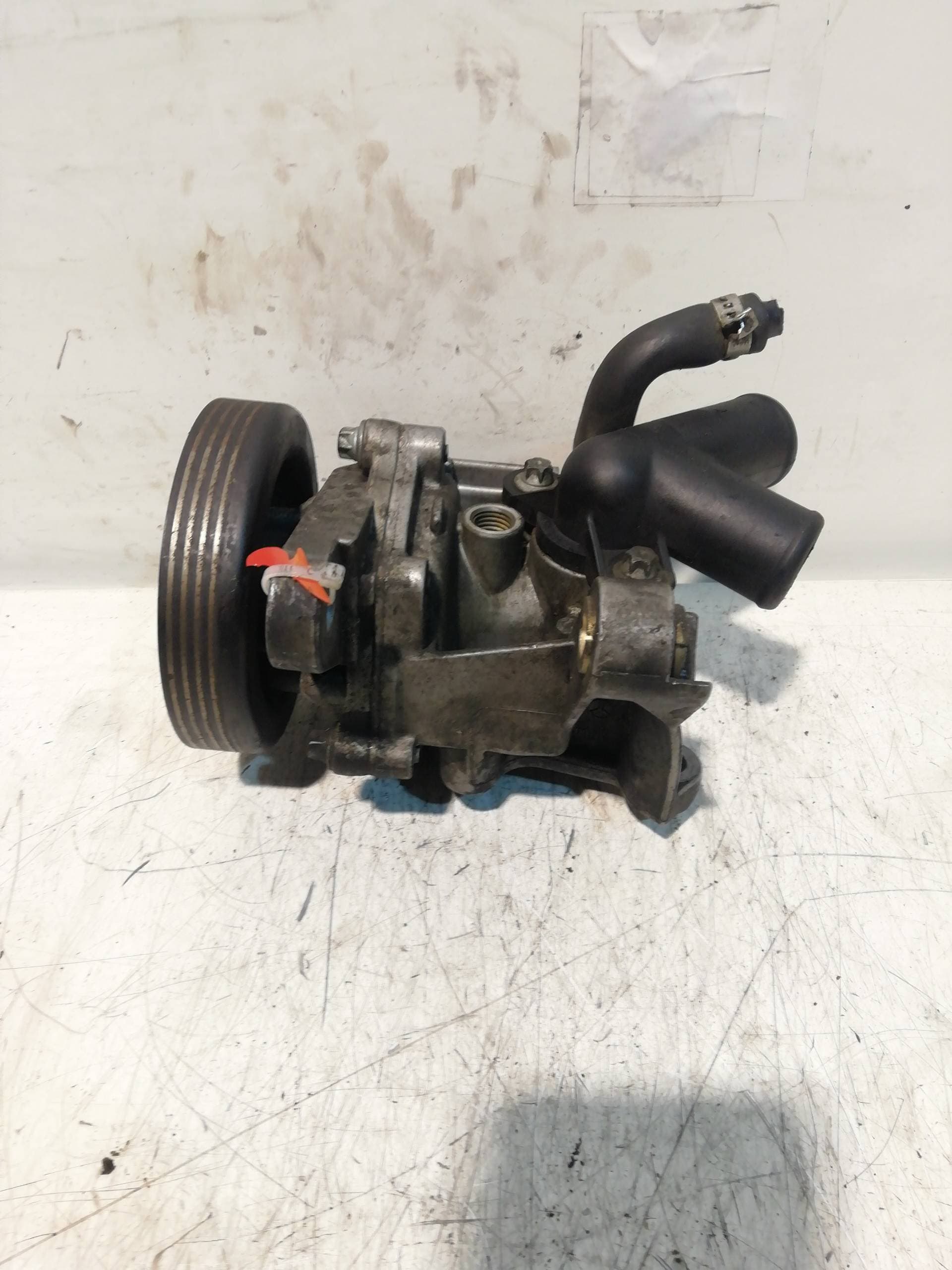 Bomba agua FERRARI 360 (F131) 5