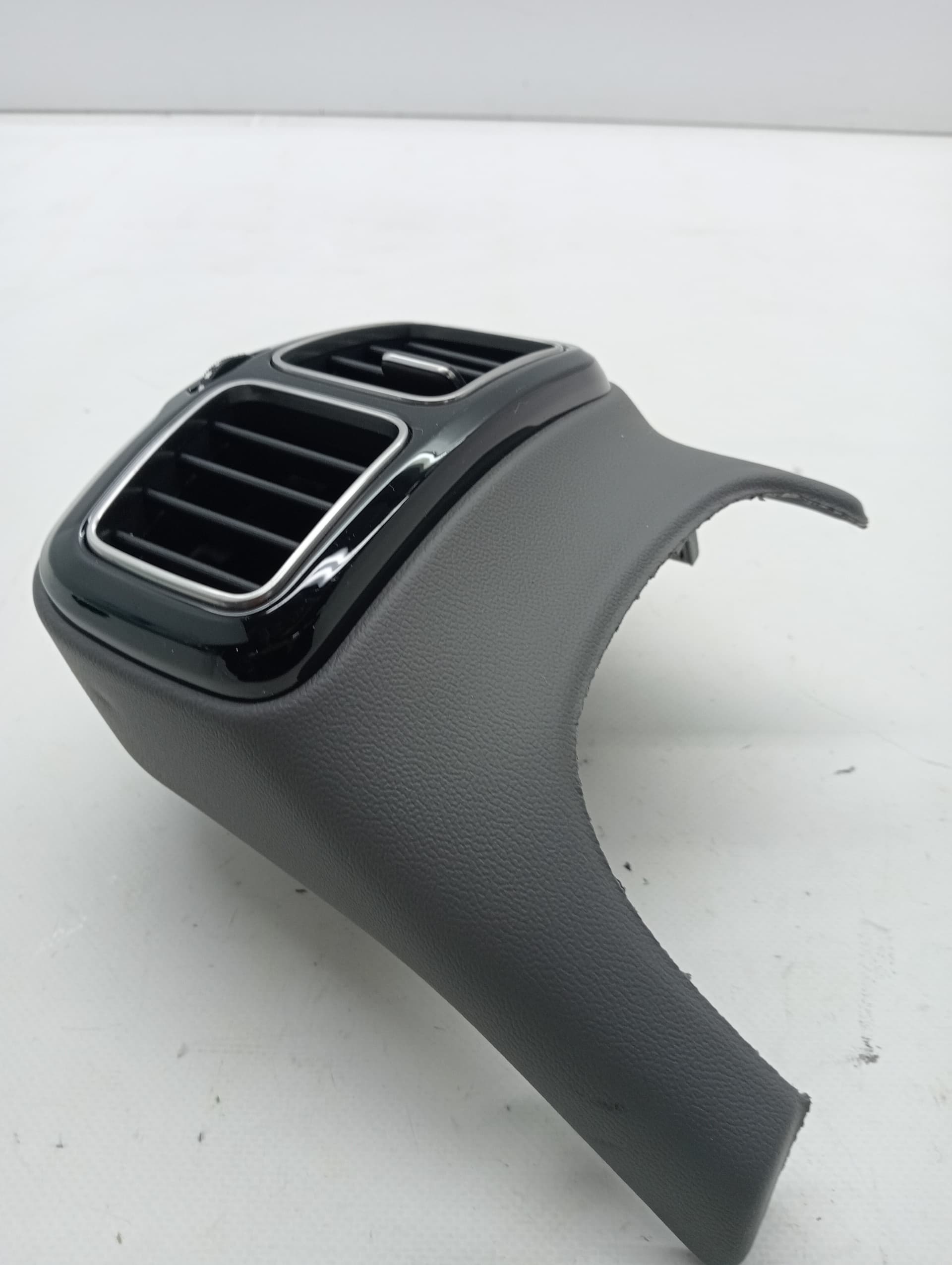 Plastico CITROEN C5 AIRCROSS 2