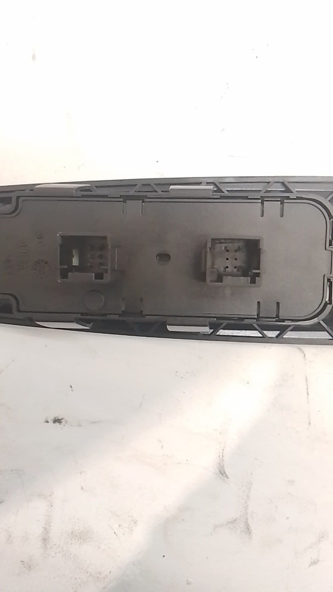 Mando elevalunas delantero izquierdo CITROEN C4 COUPE 2