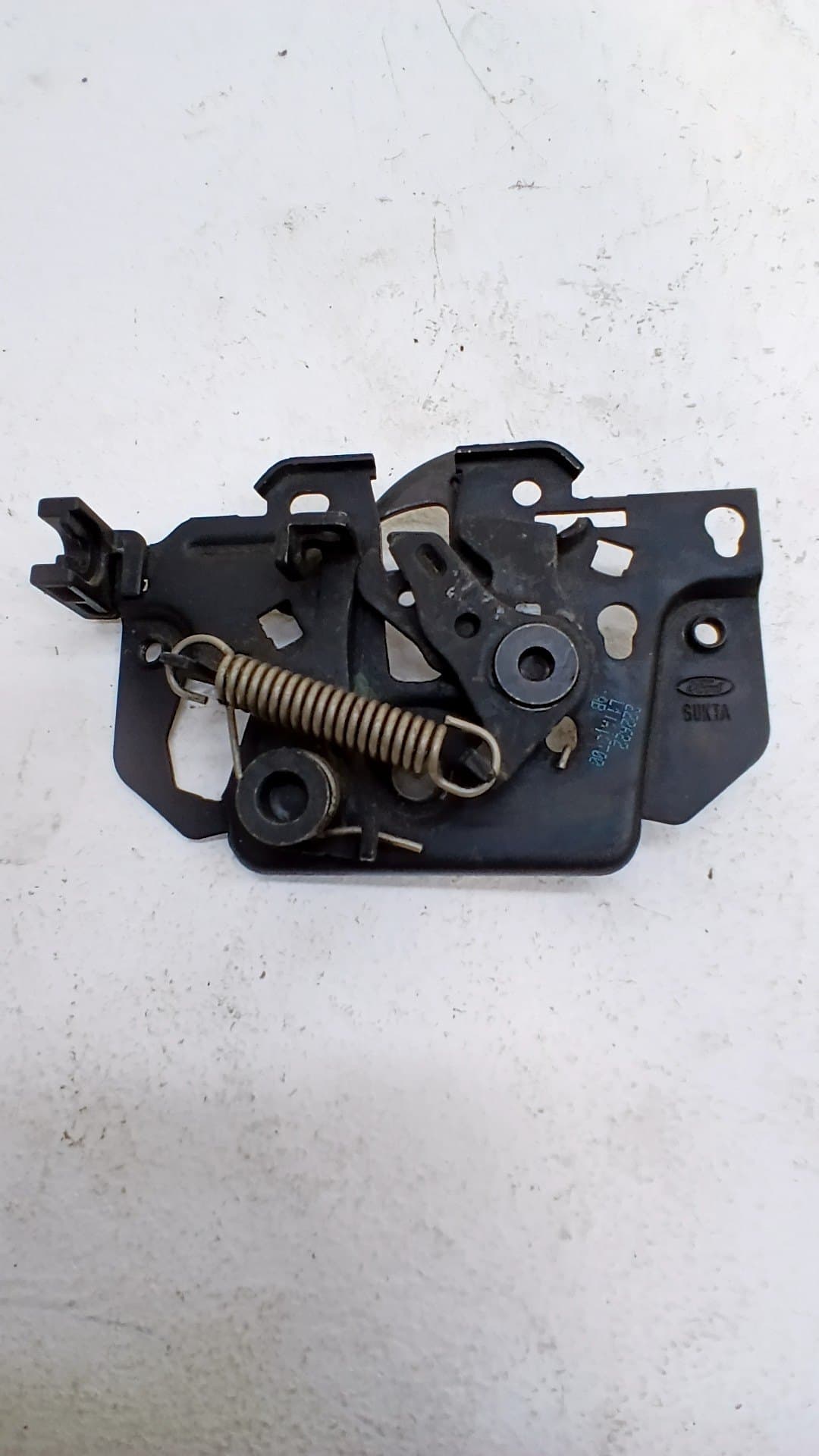 Cerradura capot FORD PUMA