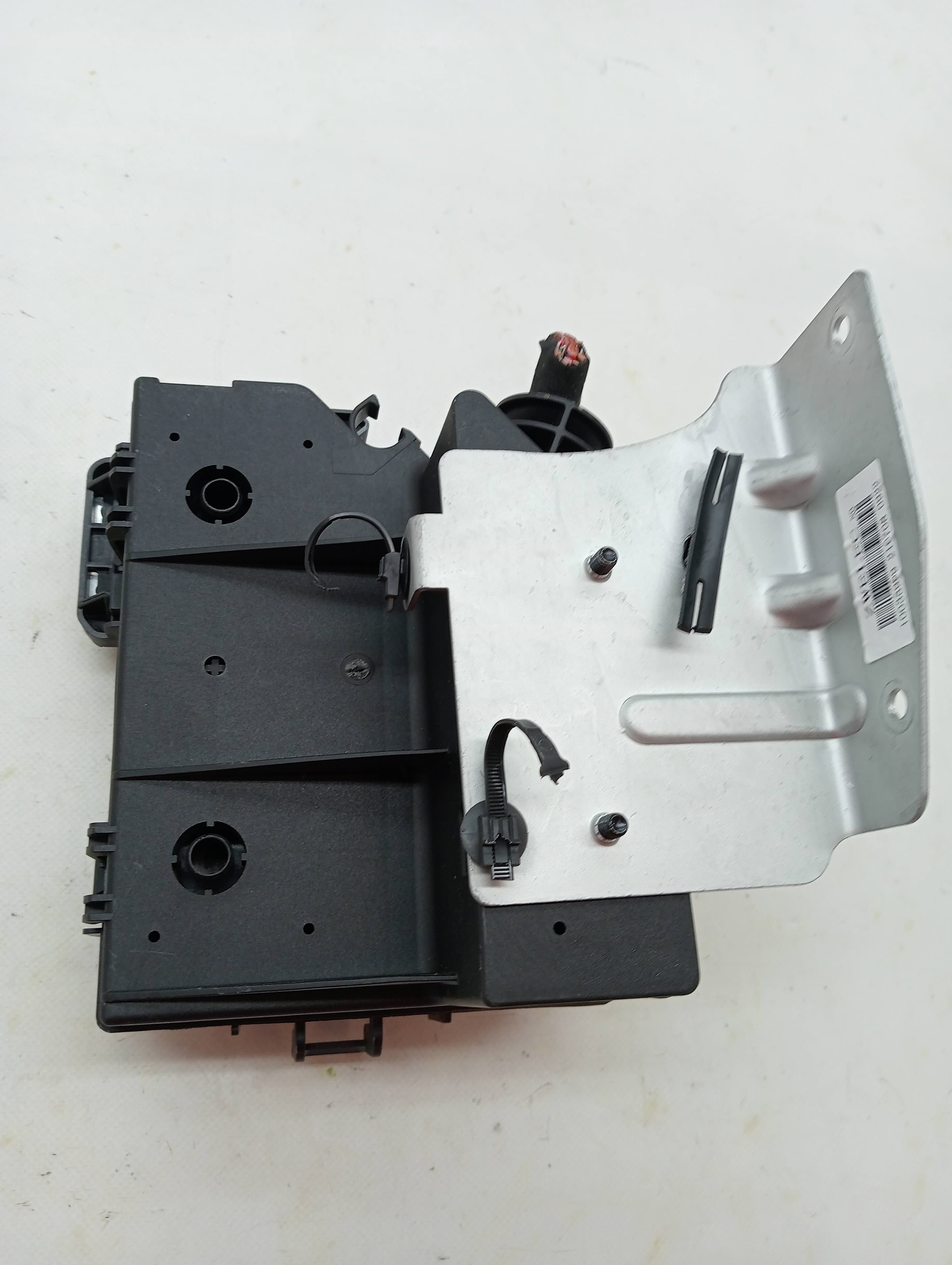 Caja reles / fusibles MG EHS 4
