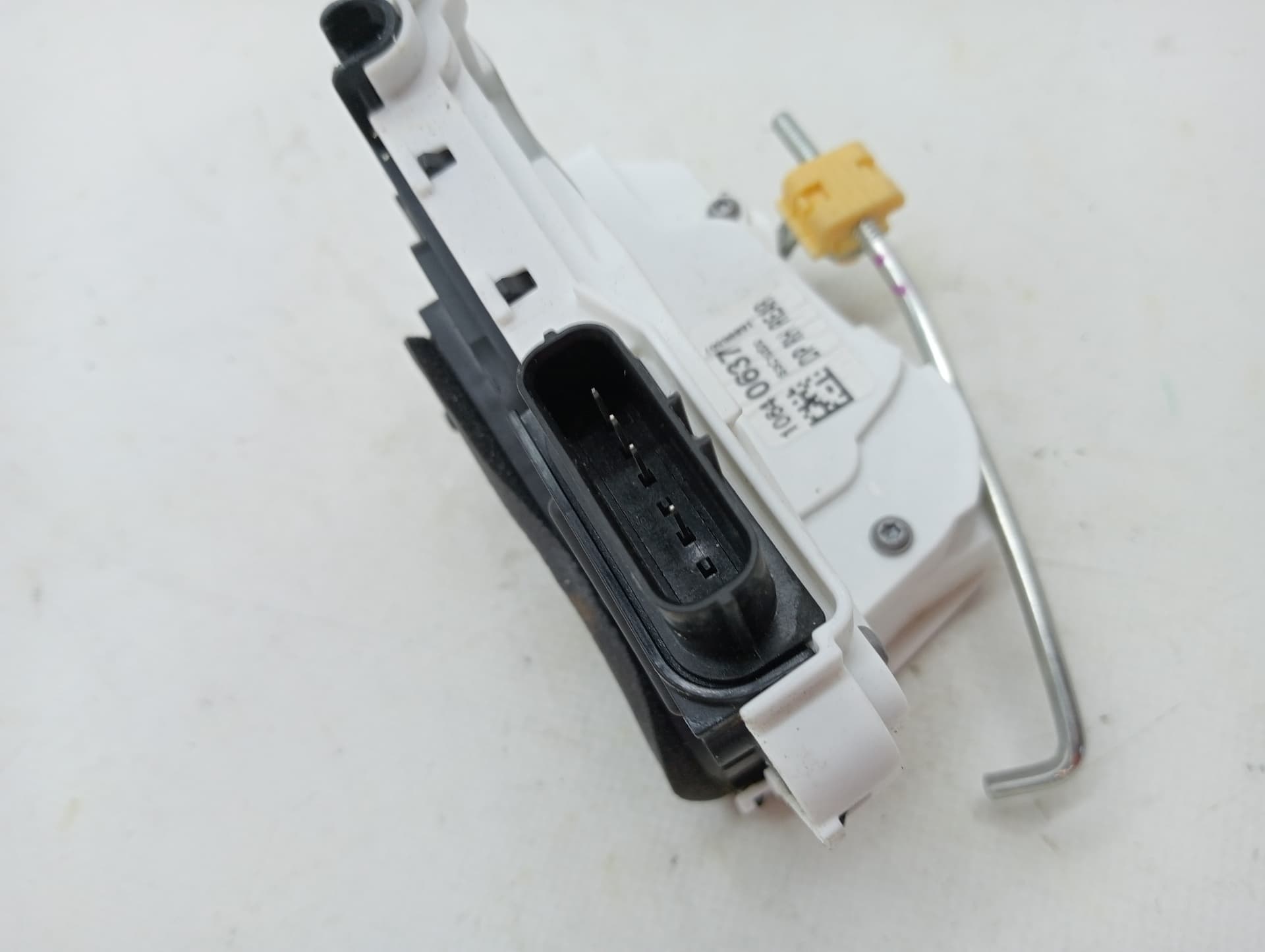 Cerradura puerta trasera derecha MG EHS 2