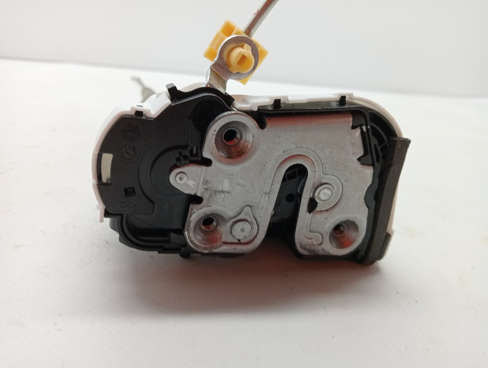 Cerradura puerta trasera izquierda MG EHS 3