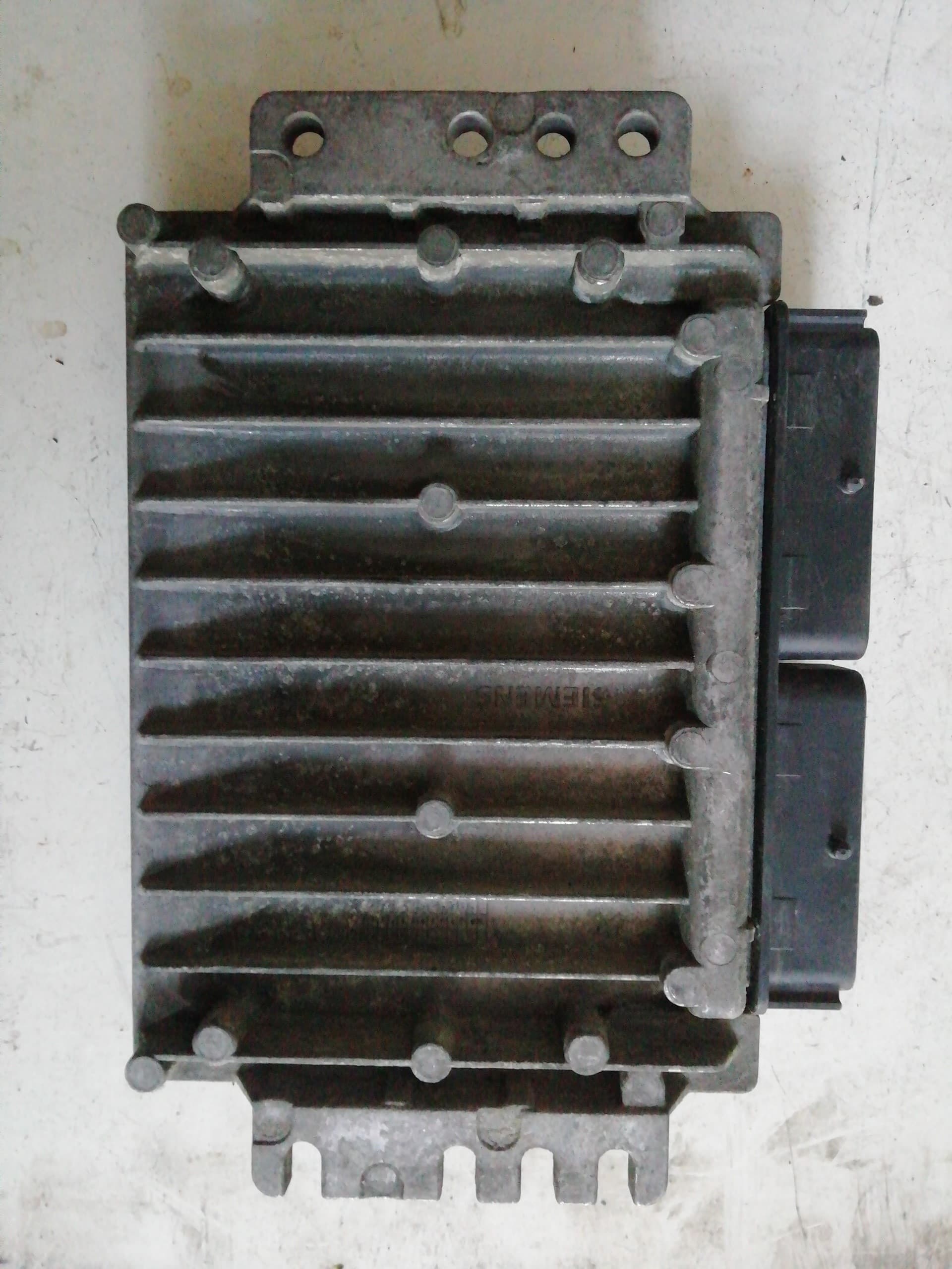 Centralita motor uce RENAULT LAGUNA II (BG0) 3