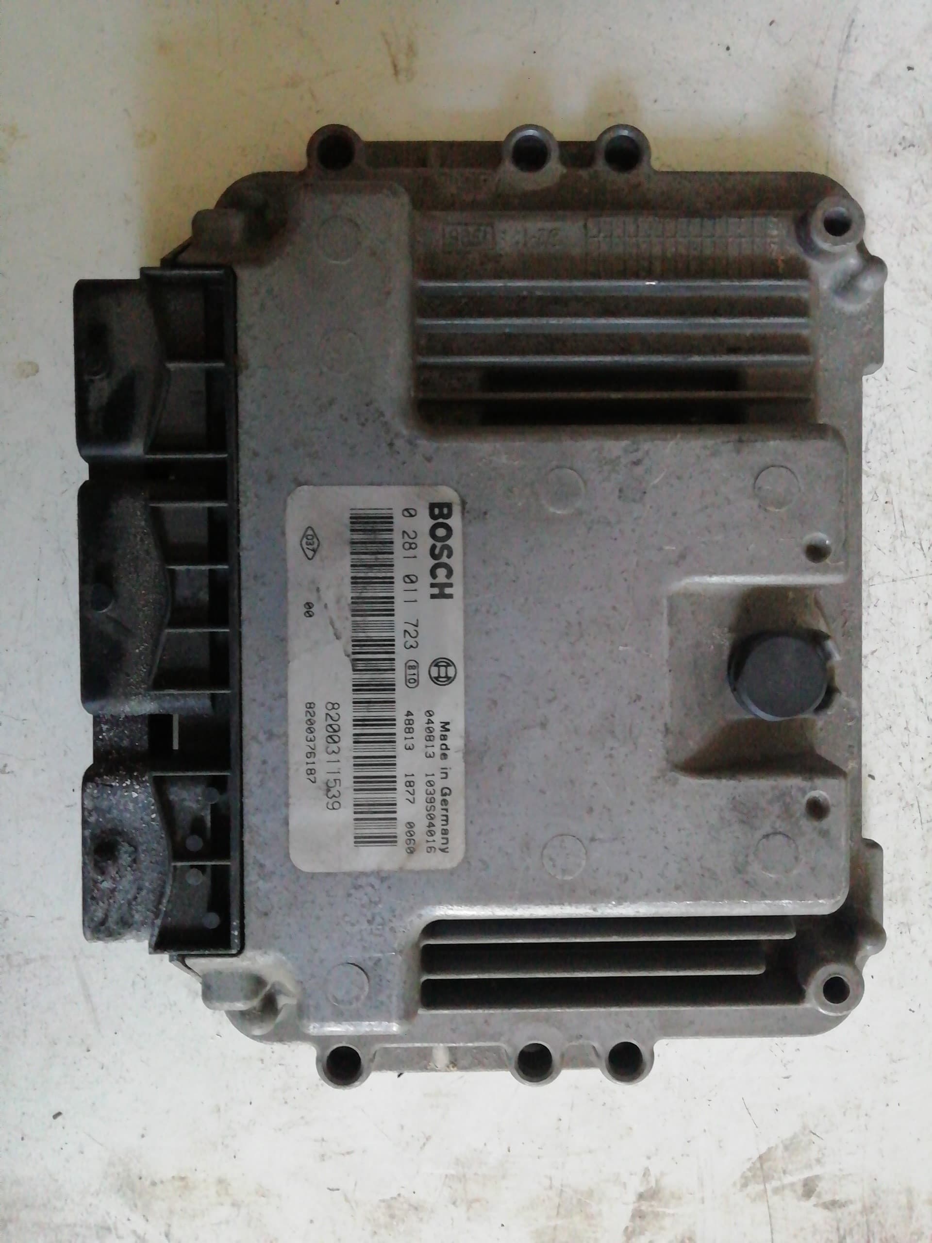 Centralita motor uce RENAULT LAGUNA II (BG0)