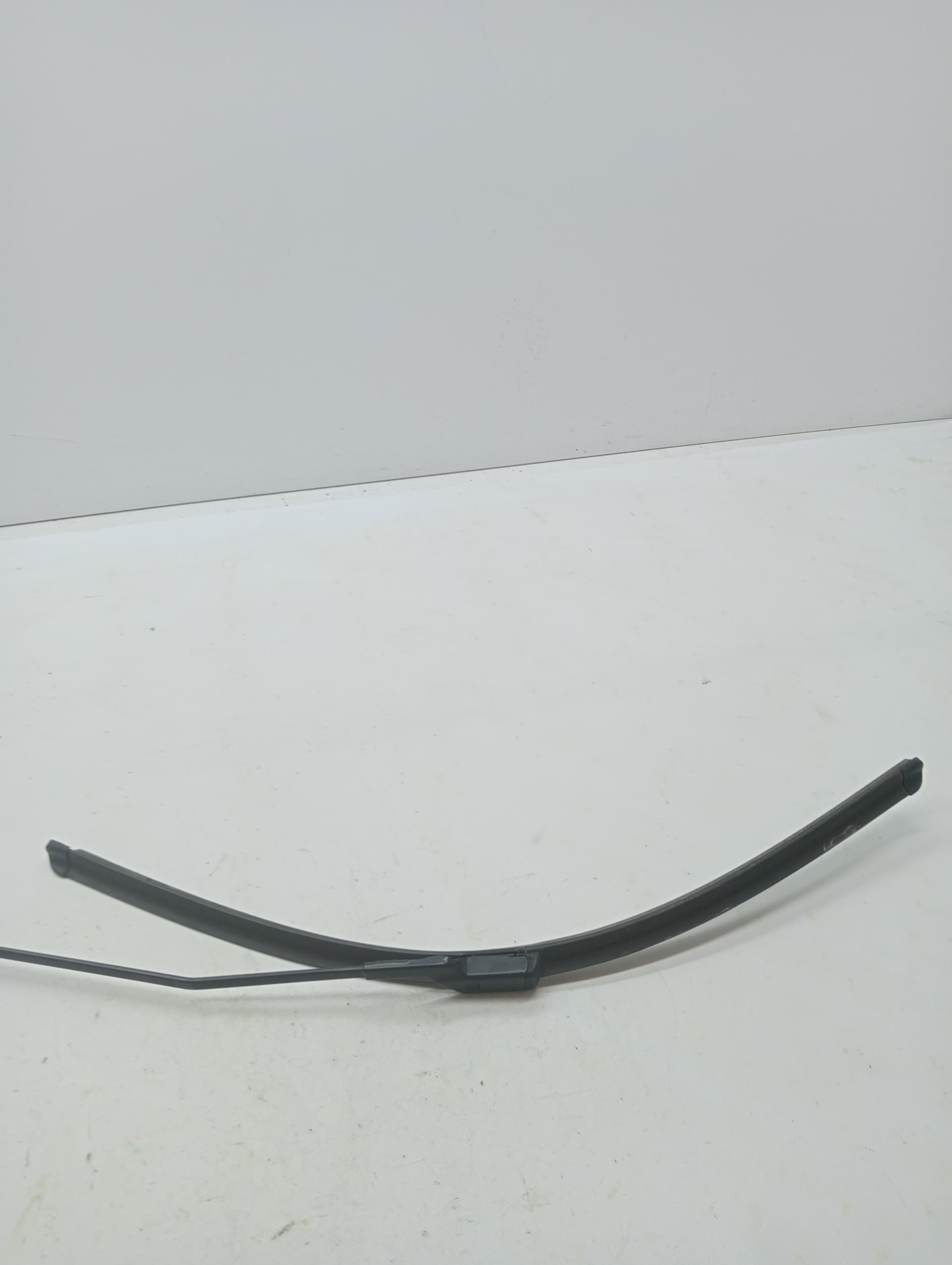 Brazo limpia delantero izquierdo CITROEN BERLINGO STATION WAGON 2