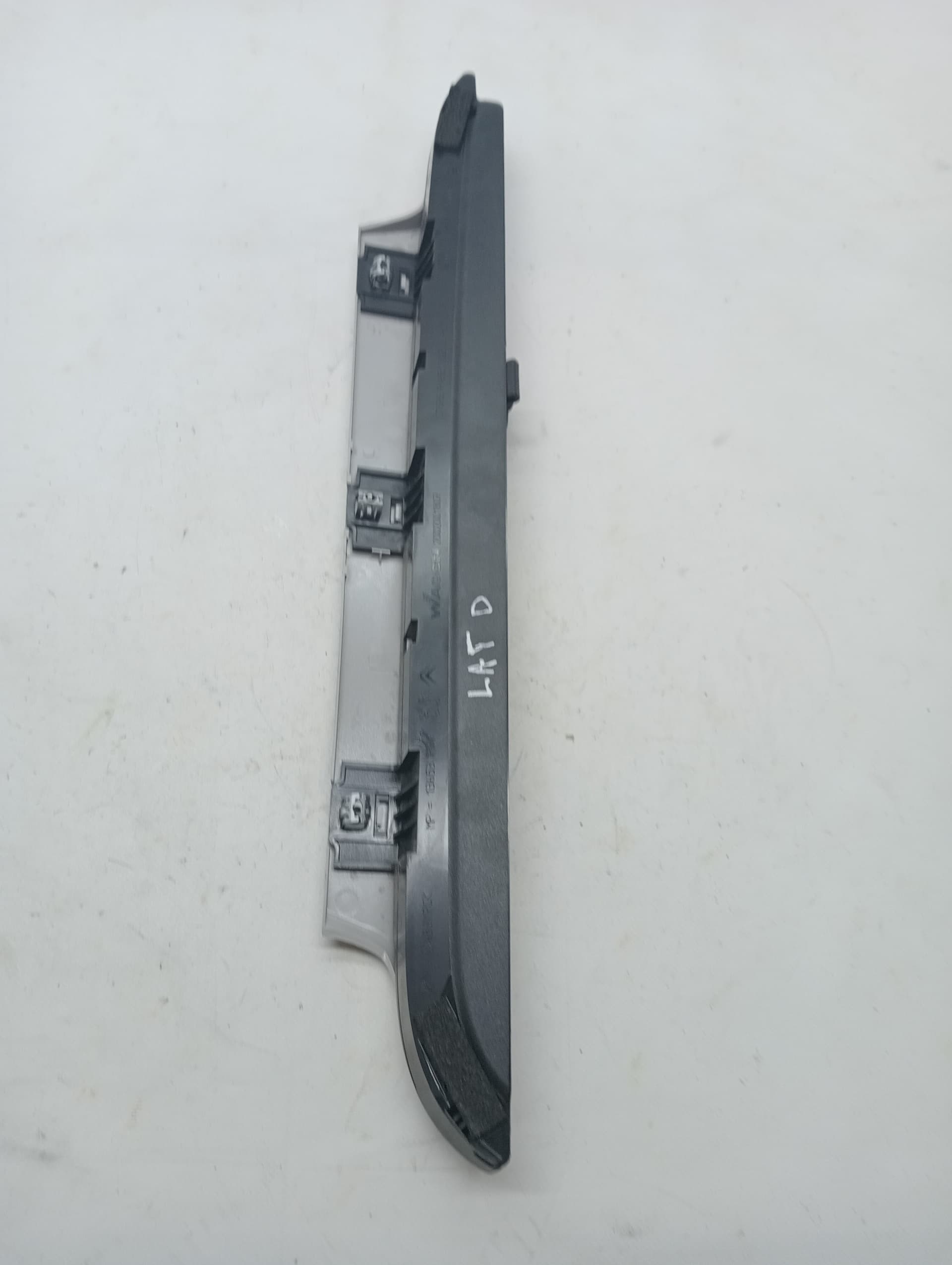 Plastico CITROEN BERLINGO STATION WAGON 3