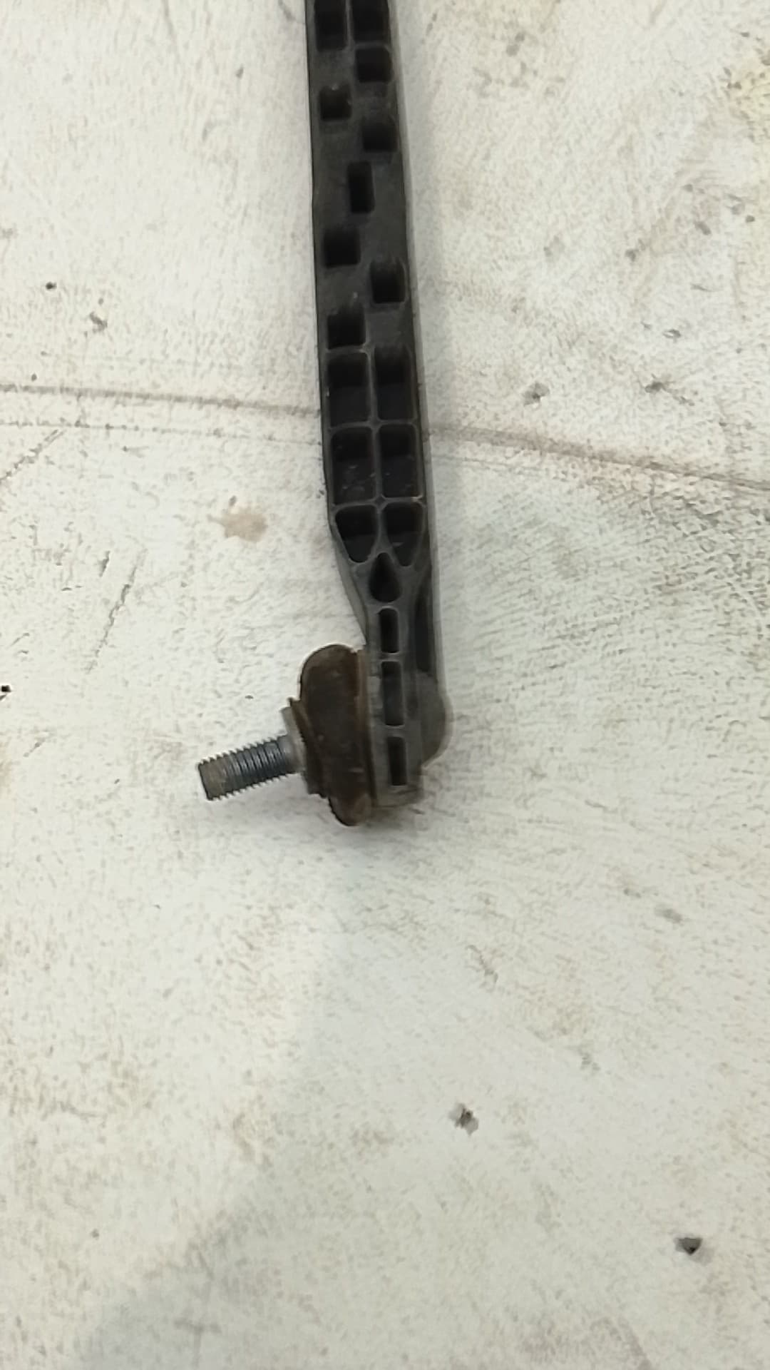 Brazo suspension inferior delantero derecho SKODA SCALA 3