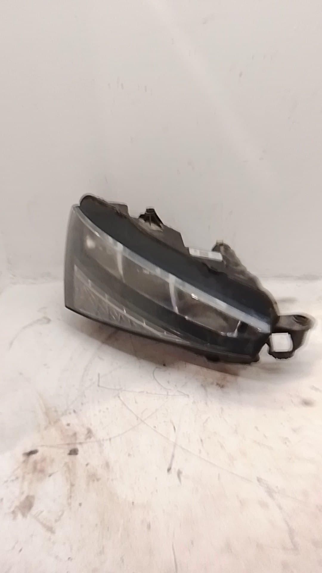 Faro derecho SKODA SCALA