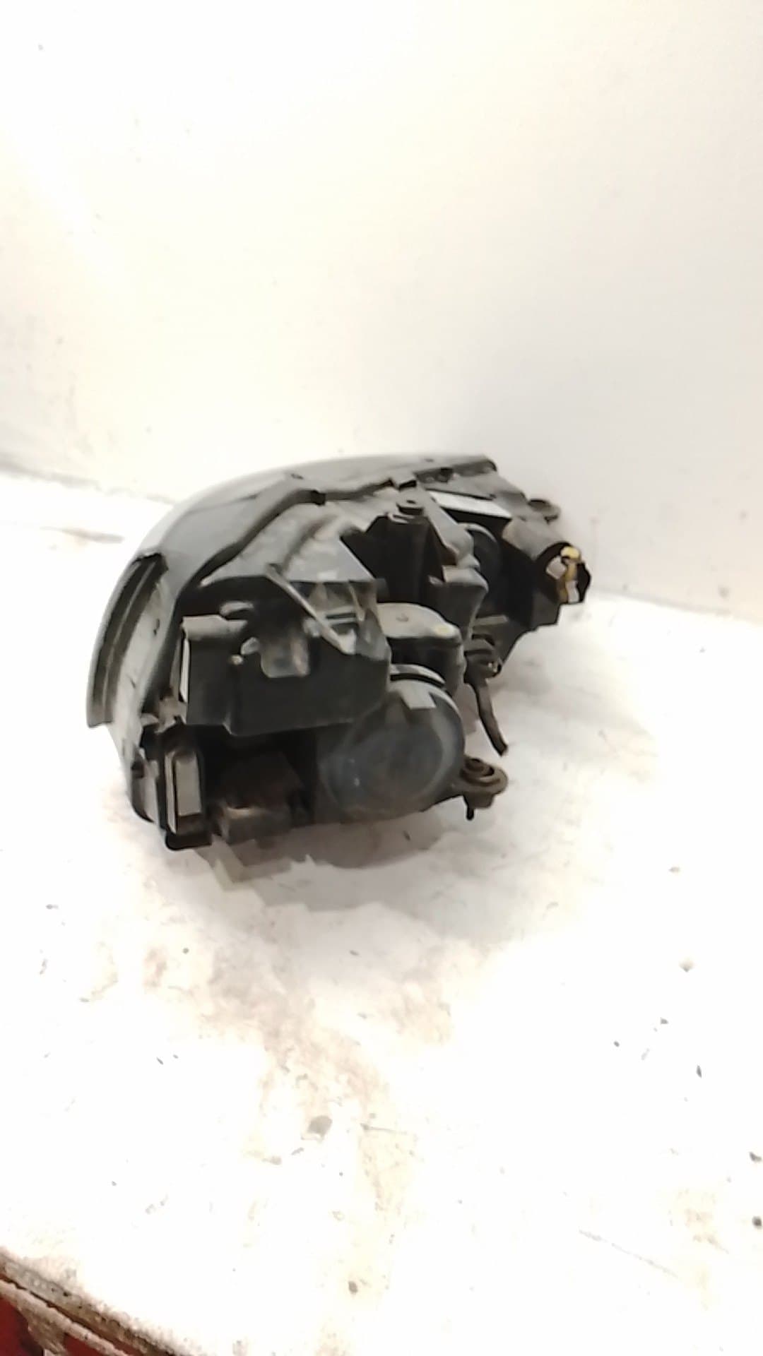 Faro izquierdo SKODA SCALA 2