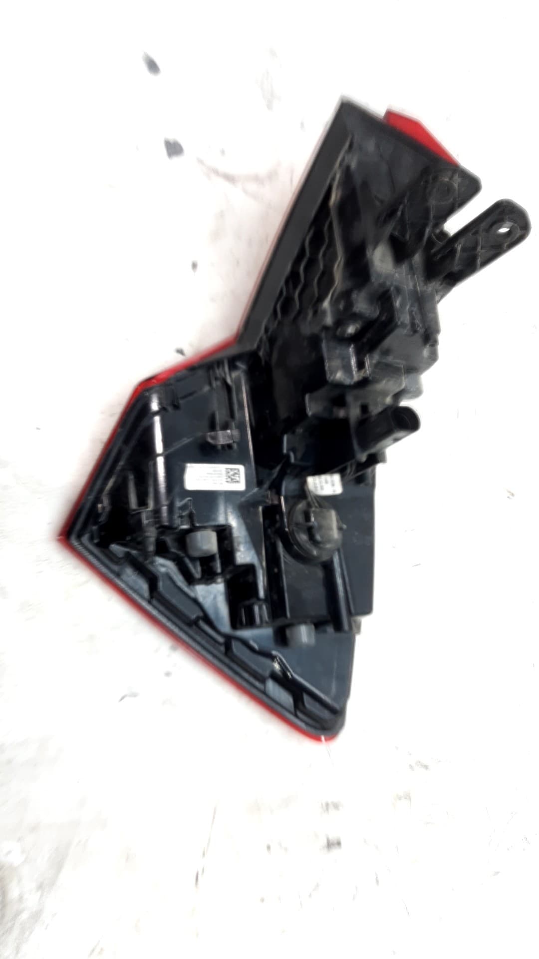 Piloto trasero izquierdo SKODA SCALA 4