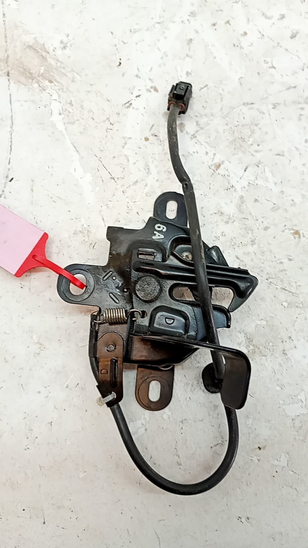 Cerradura capot TOYOTA YARIS
