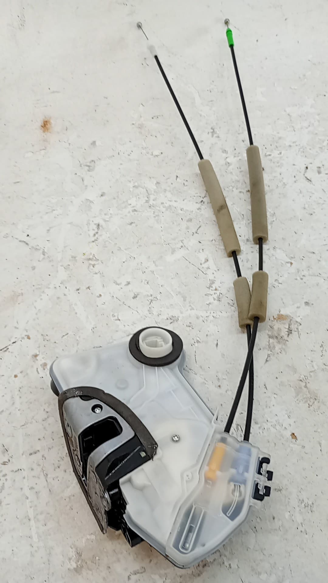 Cerradura puerta delantera izquierda TOYOTA YARIS 2