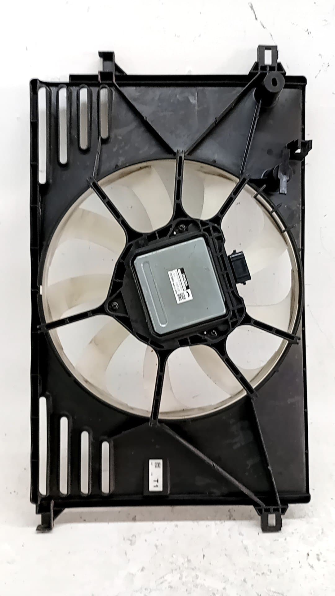 Electroventilador TOYOTA YARIS 4