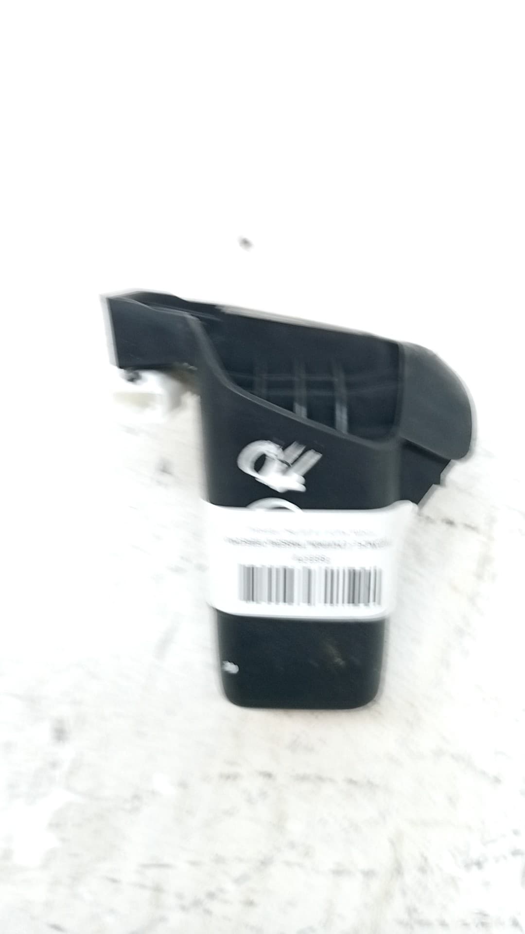 Enganche cinturon trasero derecho TOYOTA YARIS 2