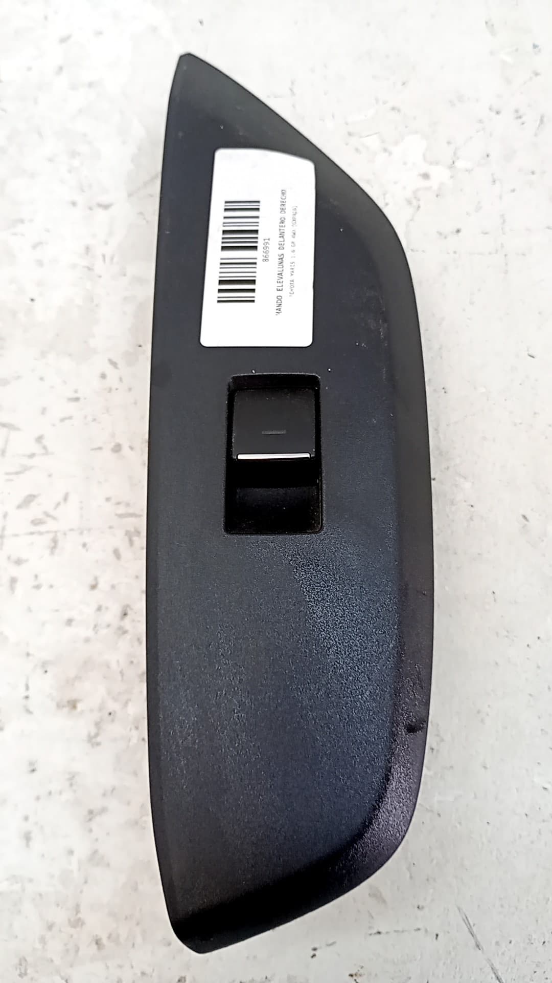Mando elevalunas delantero derecho TOYOTA YARIS