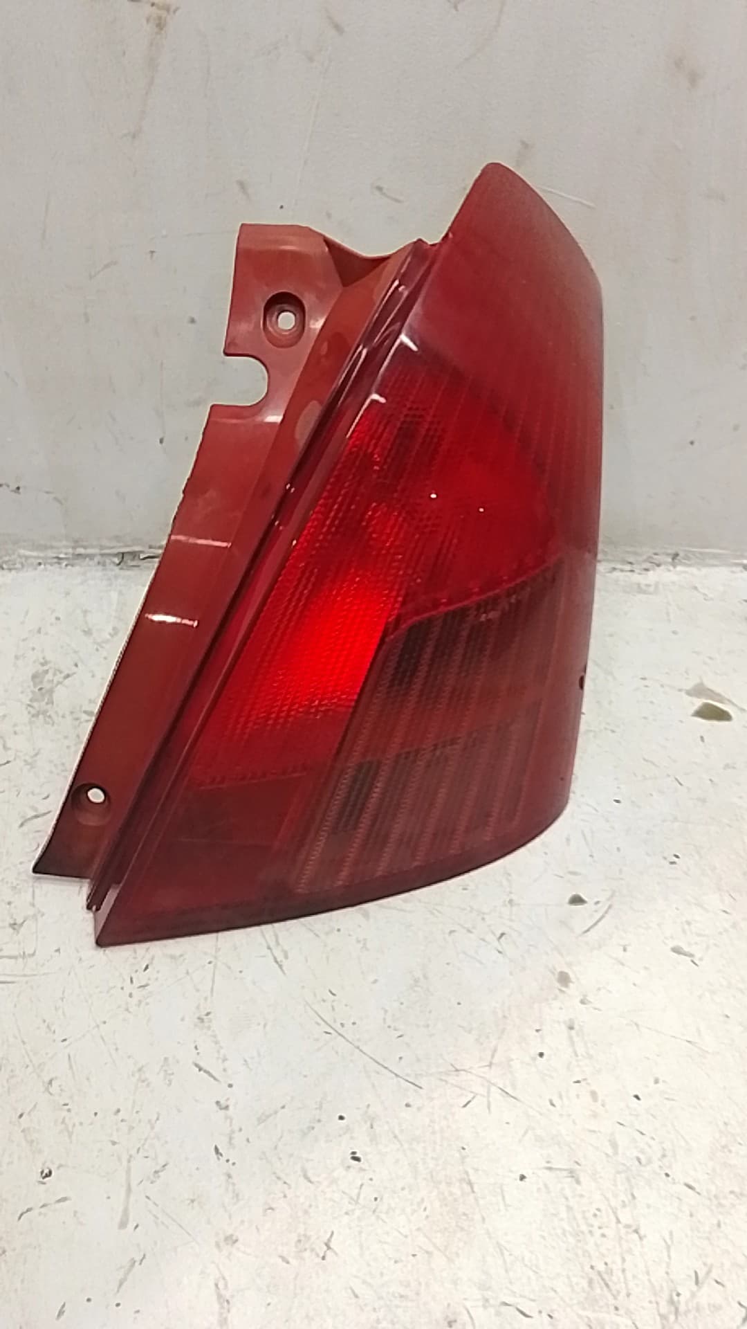 Piloto trasero derecho SUZUKI SWIFT SF BERLINA (EA)