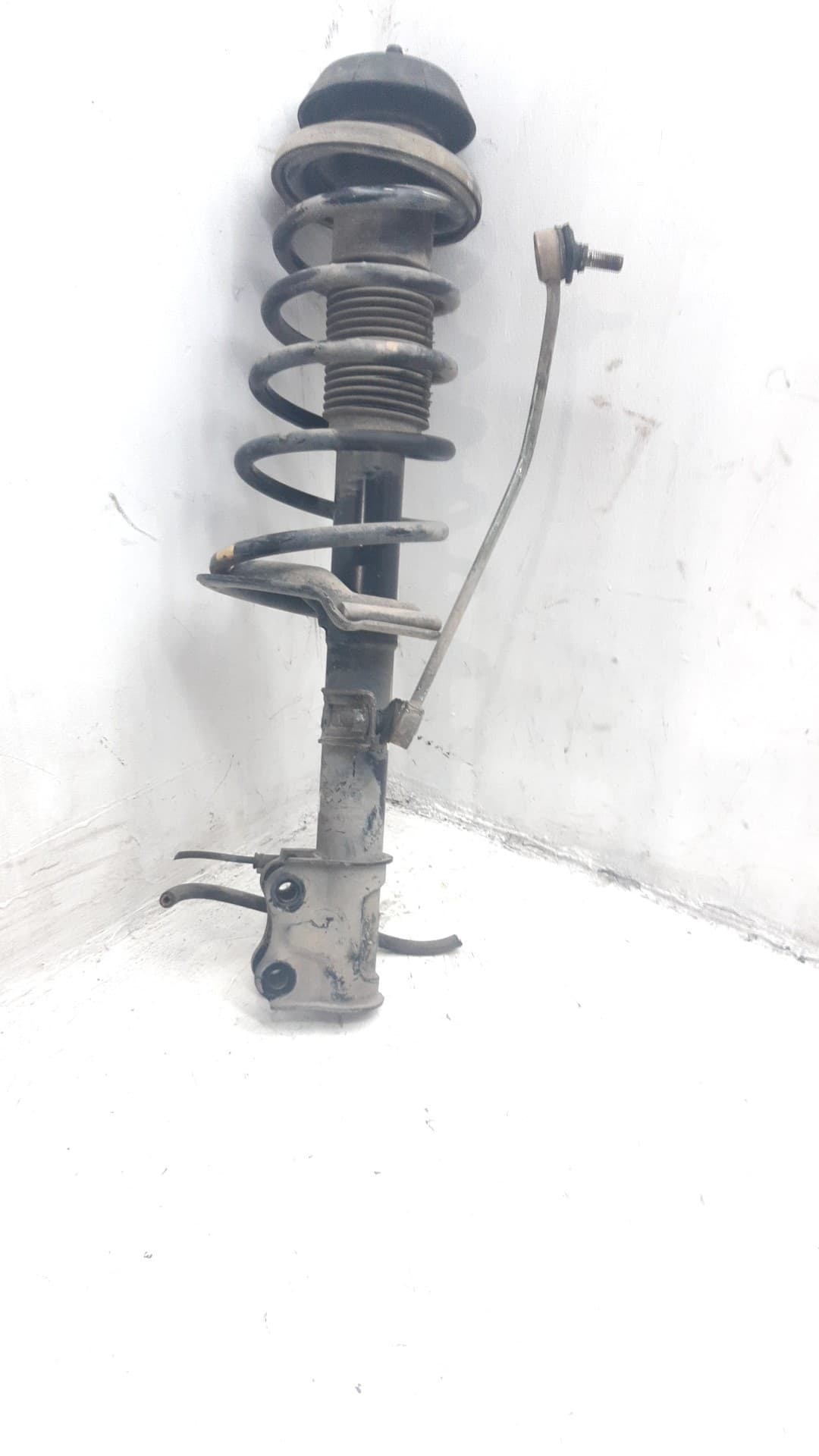 Amortiguador delantero derecho SUZUKI SWIFT SF BERLINA (EA)