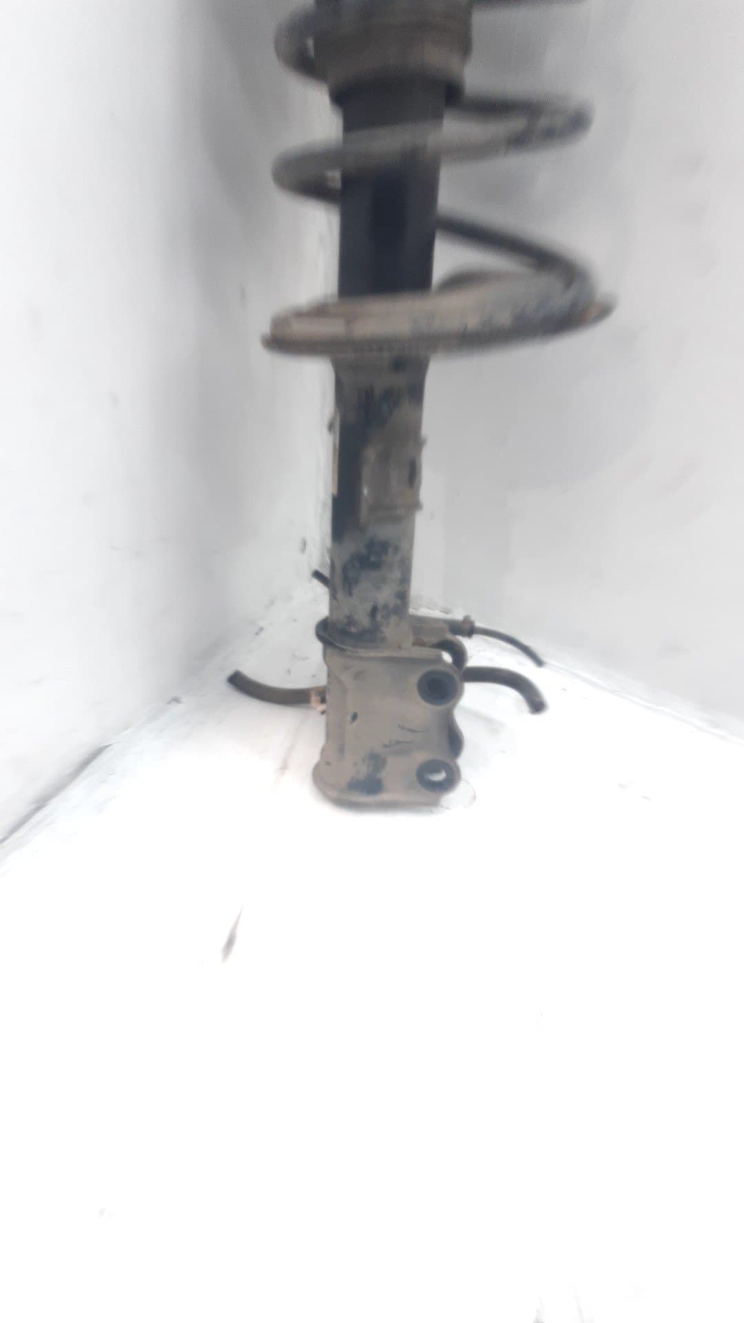 Amortiguador delantero izquierdo SUZUKI SWIFT SF BERLINA (EA) 3