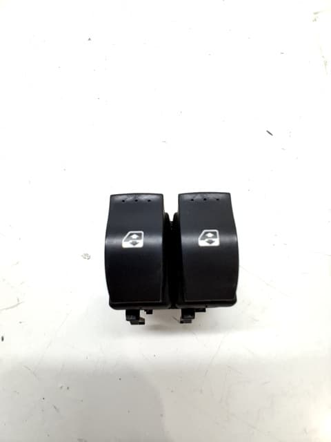 Mando elevalunas delantero izquierdo RENAULT KANGOO 2