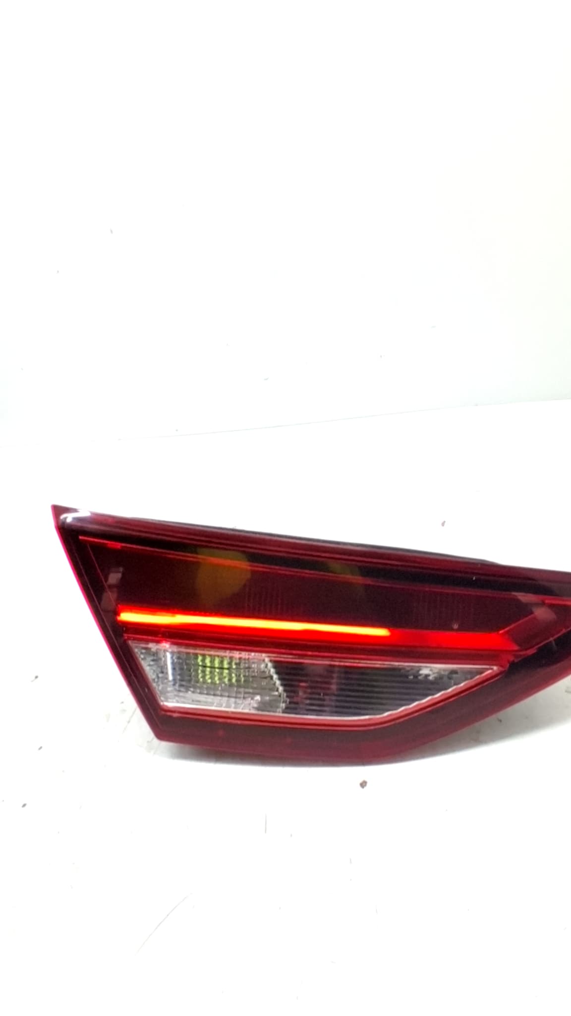 Piloto trasero izquierdo interior SEAT LEON ST (5F8)