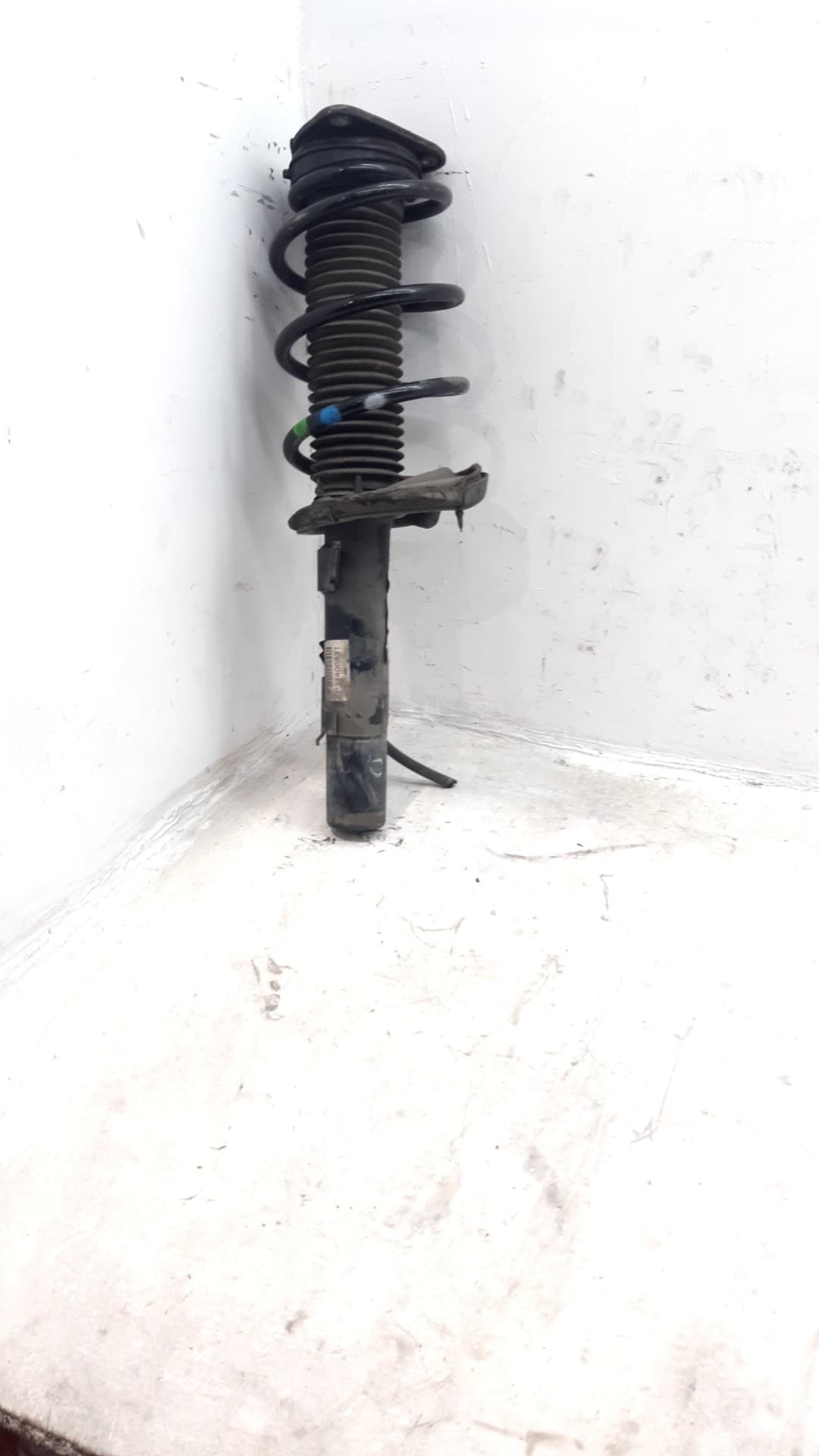 Amortiguador delantero derecho VOLVO V40