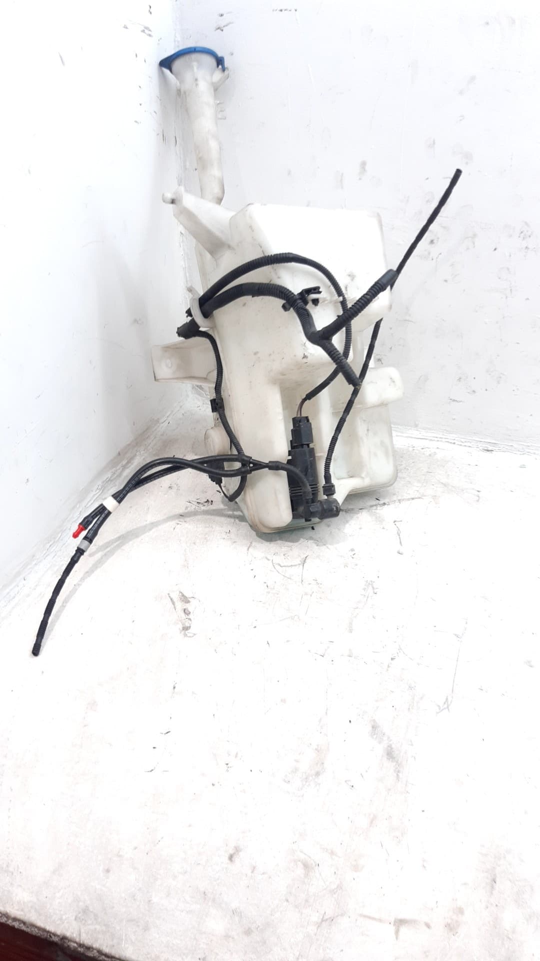 Deposito limpia VOLVO V40