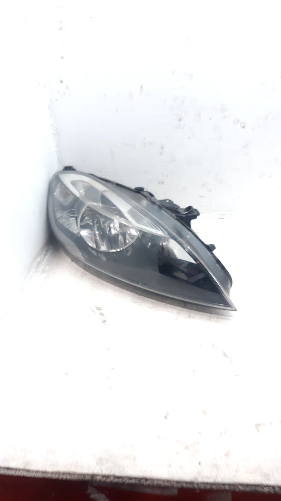 Faro derecho VOLVO V40
