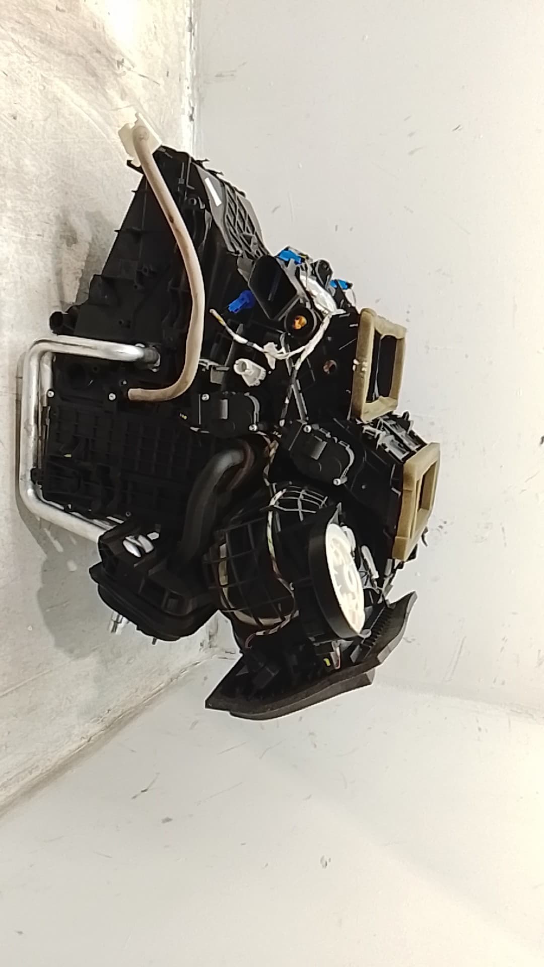 Mueble interior calefaccion VOLVO V40 4